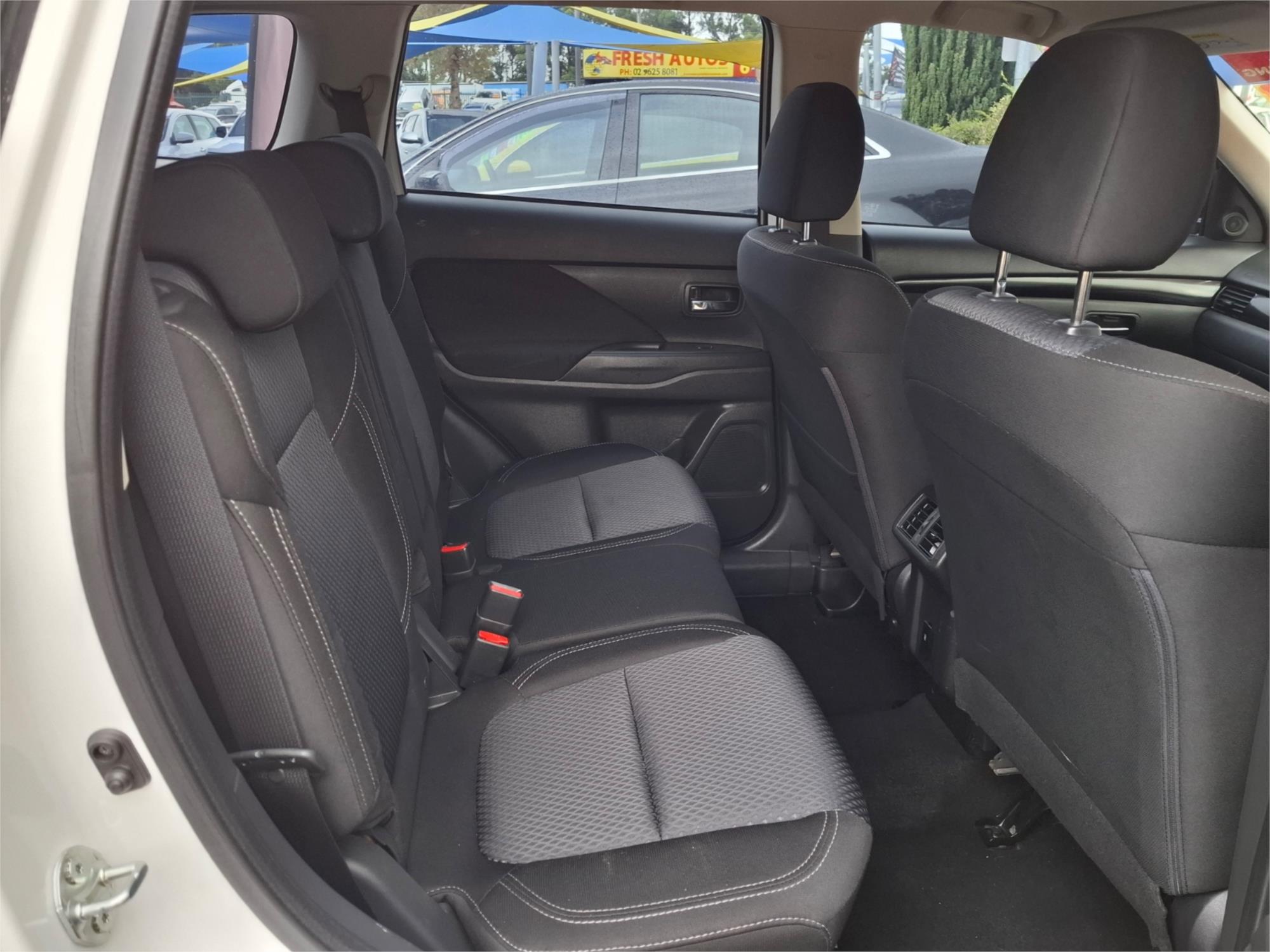 2019 MITSUBISHI OUTLANDER ZL MY19 LS 7 SEAT (AWD) CONTINUOUS VARIABLE 4D WAGON