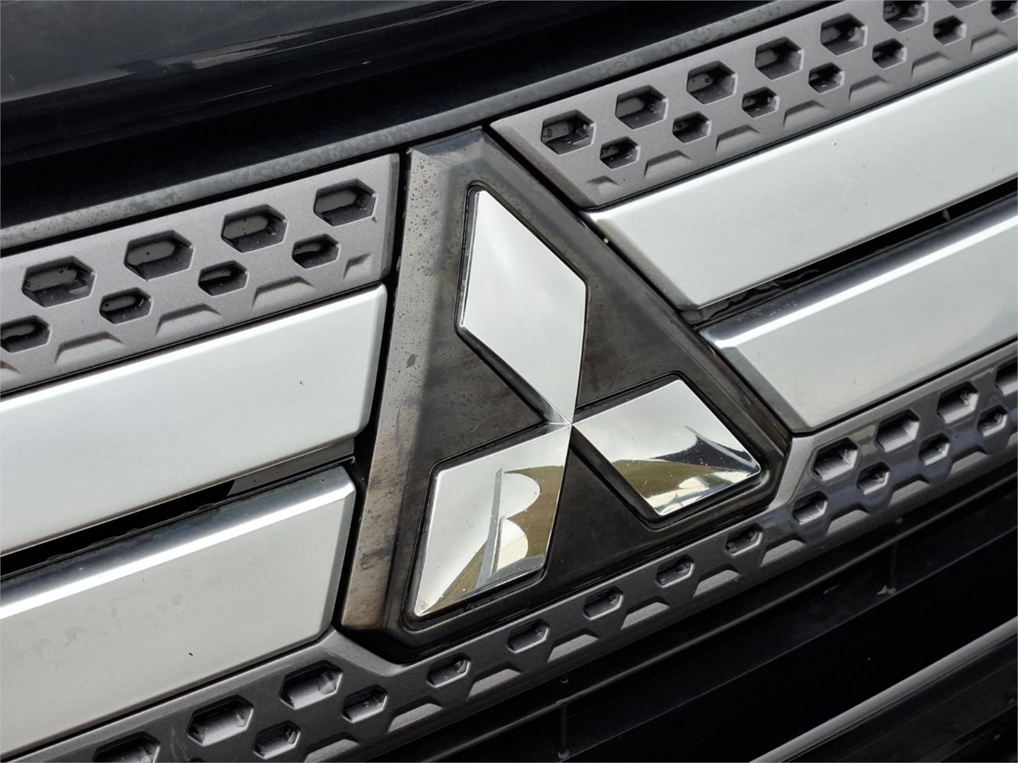 2019 MITSUBISHI OUTLANDER ZL MY19 LS 7 SEAT (AWD) CONTINUOUS VARIABLE 4D WAGON