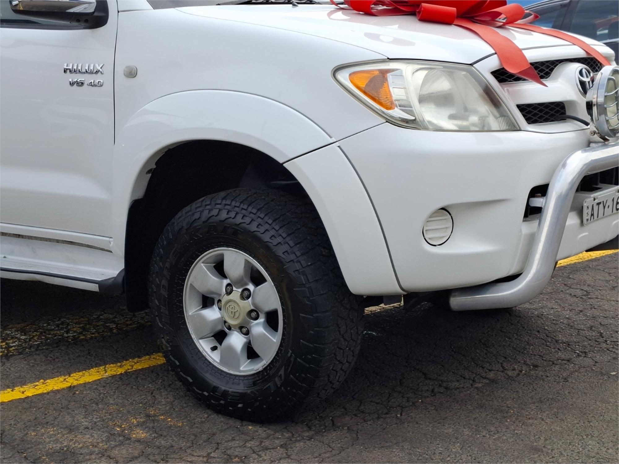 2005 TOYOTA HILUX GGN25R SR5 (4x4) 5 SP AUTOMATIC DUAL CAB P/UP