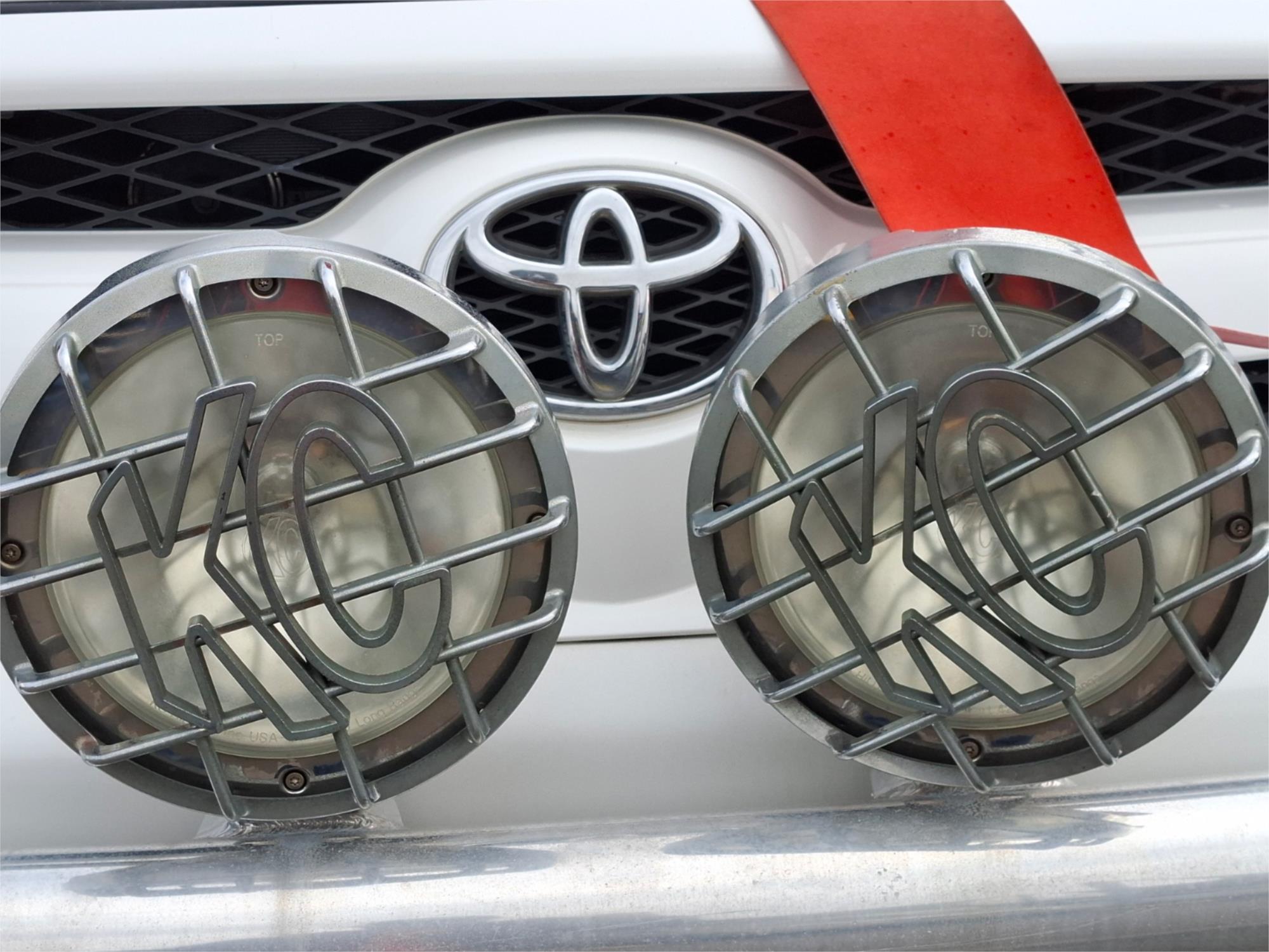 2005 TOYOTA HILUX GGN25R SR5 (4x4) 5 SP AUTOMATIC DUAL CAB P/UP