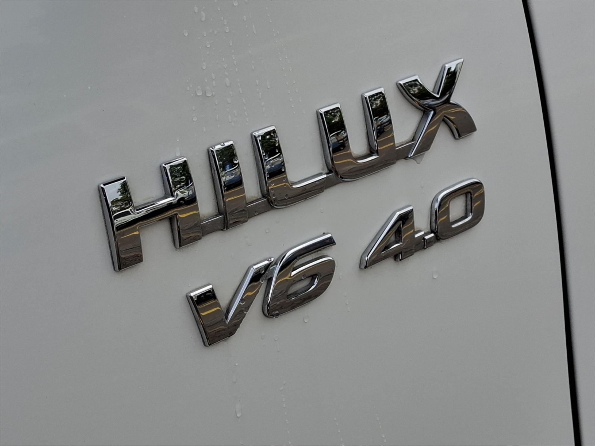 2005 TOYOTA HILUX GGN25R SR5 (4x4) 5 SP AUTOMATIC DUAL CAB P/UP