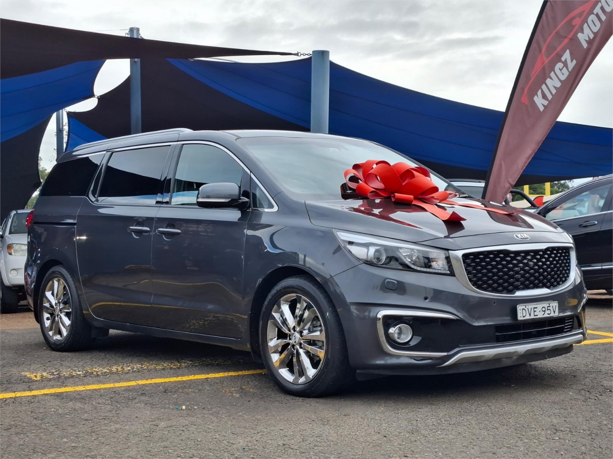 2017 KIA CARNIVAL YP MY17 PLATINUM 6 SP AUTOMATIC 4D WAGON
