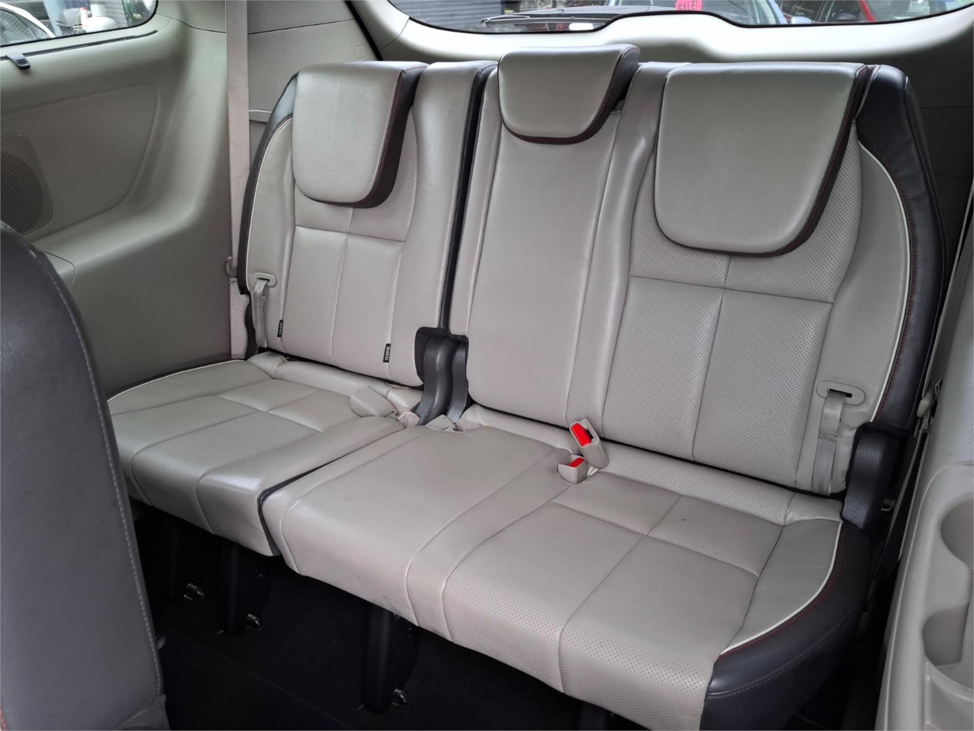 2017 KIA CARNIVAL YP MY17 PLATINUM 6 SP AUTOMATIC 4D WAGON
