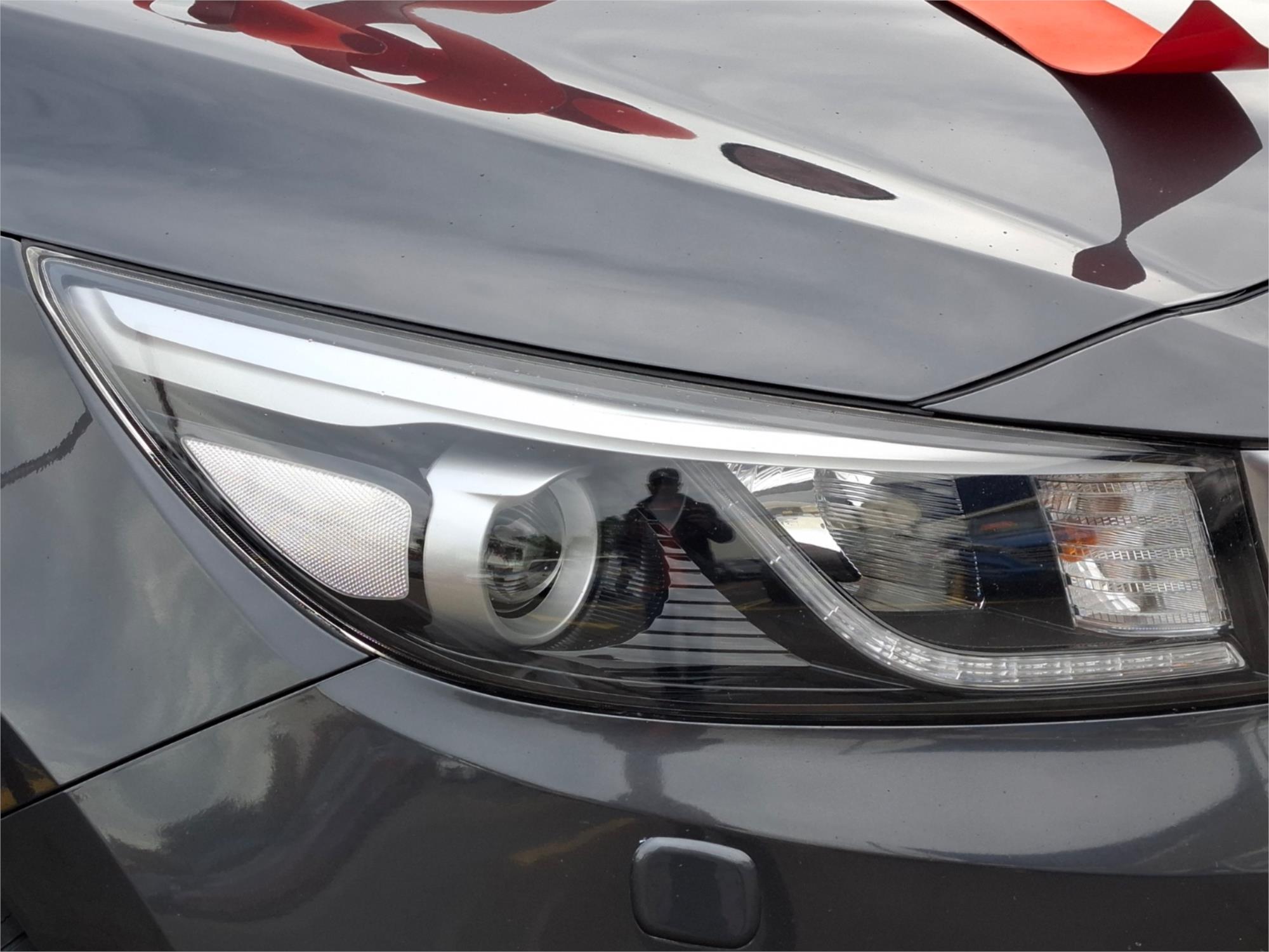 2017 KIA CARNIVAL YP MY17 PLATINUM 6 SP AUTOMATIC 4D WAGON