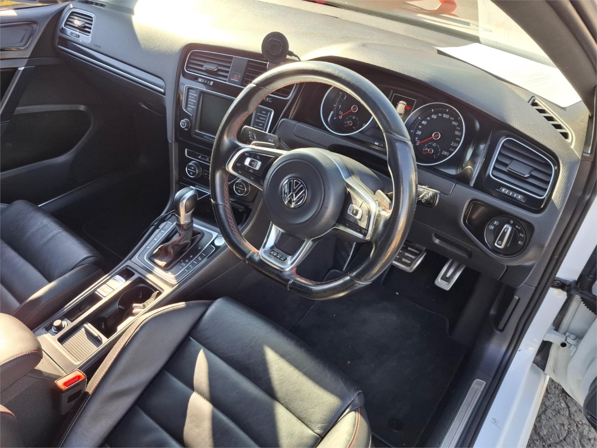 2017 VOLKSWAGEN GOLF AU MY17 GTI 6 SP AUTO DIRECT SHIFT 5D HATCHBACK