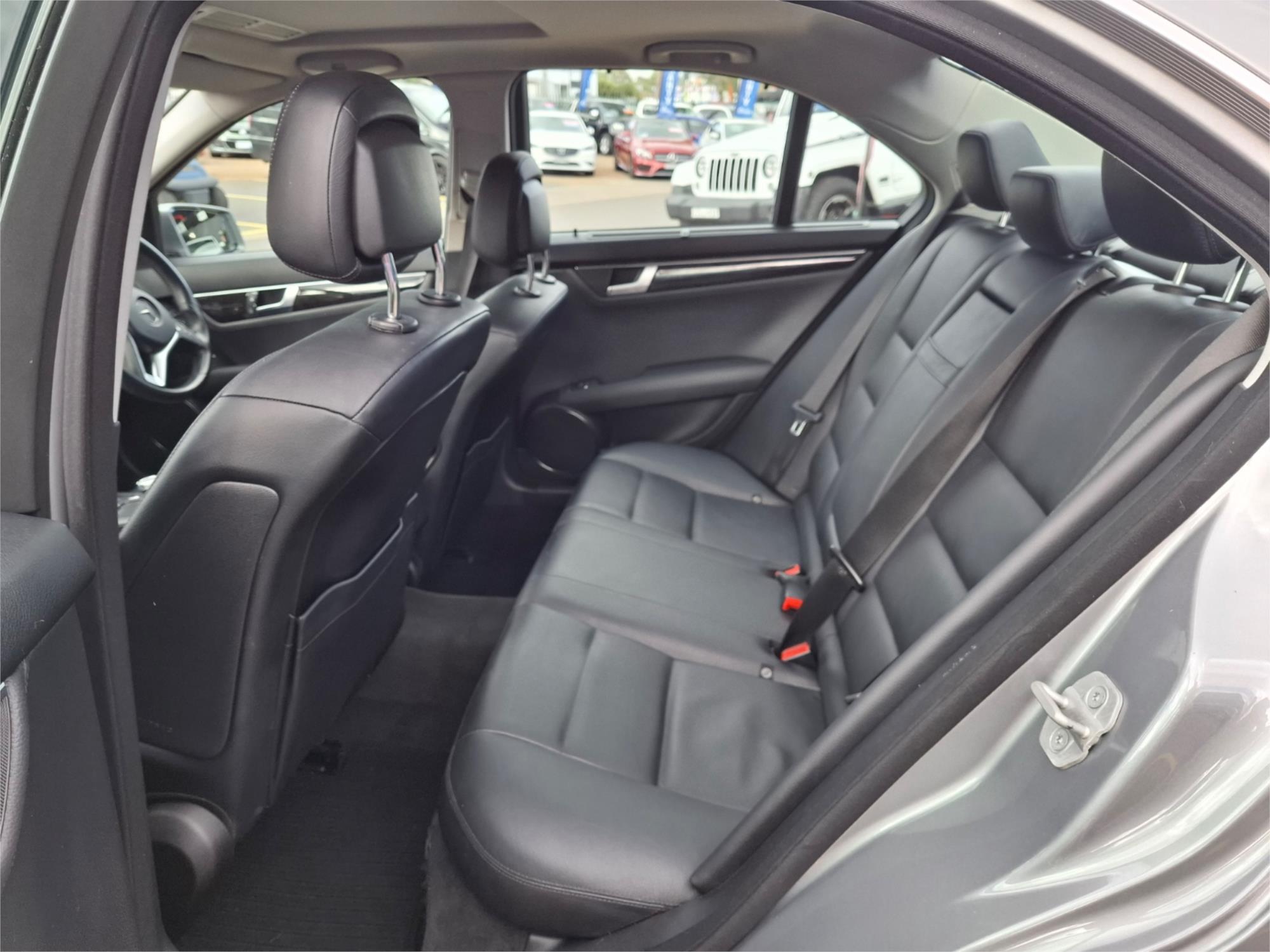 2013 MERCEDES-BENZ C250 W204 MY12 BE 7 SP AUTOMATIC G-TRONIC SEDAN