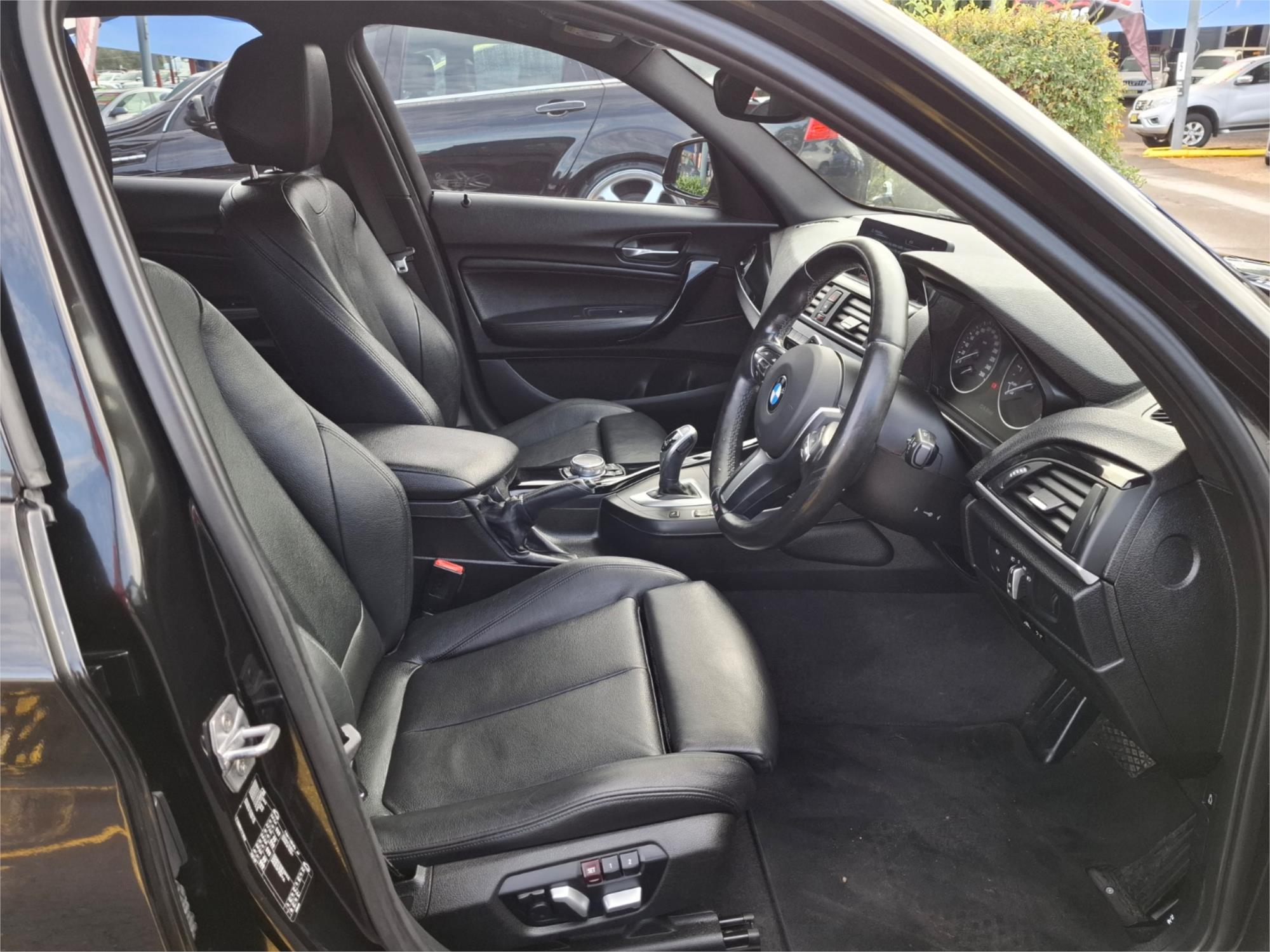 2015 BMW 1 F20 LCI 25i SPORT LINE 8 SP AUTOMATIC 5D HATCHBACK