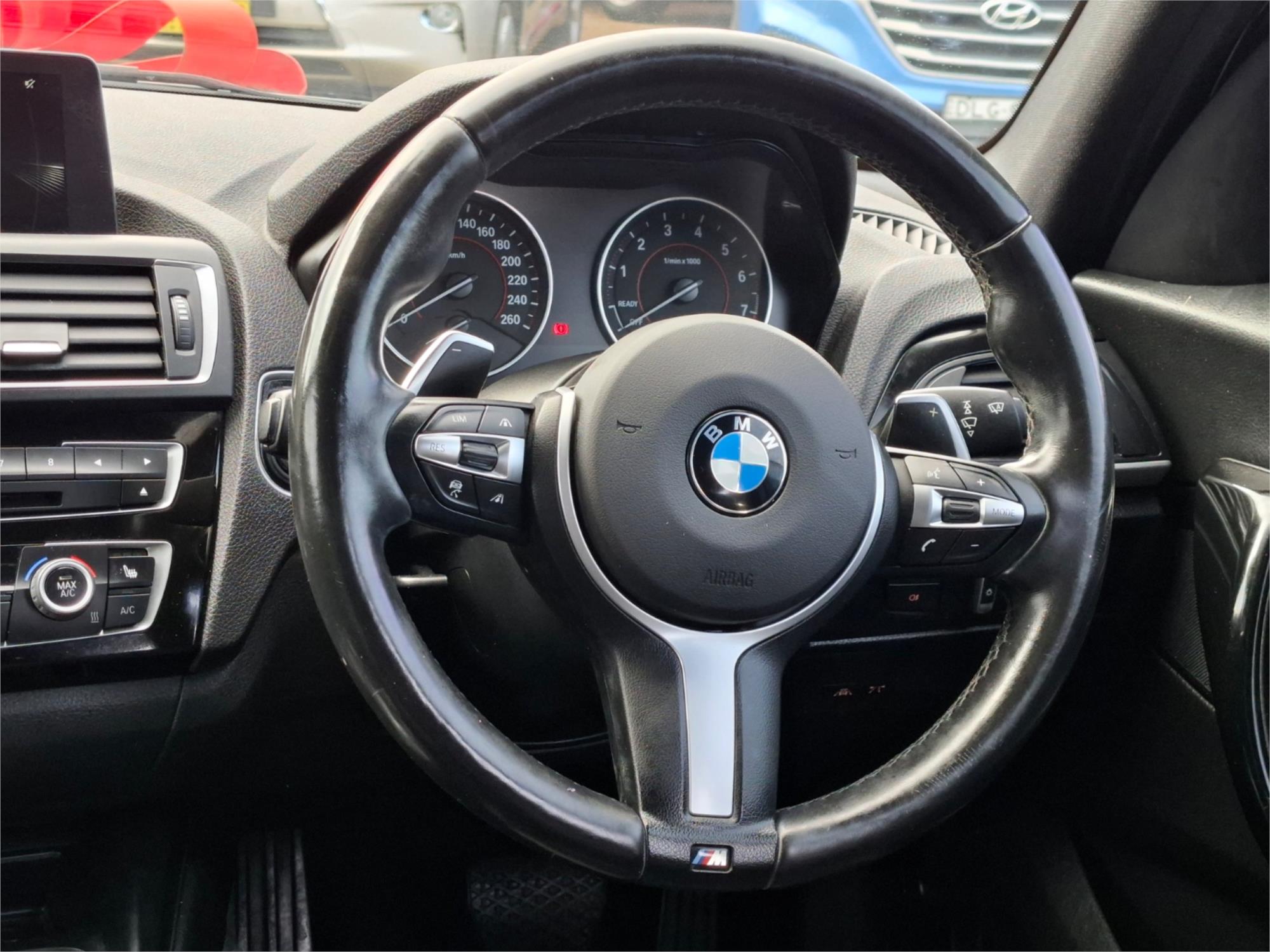 2015 BMW 1 F20 LCI 25i SPORT LINE 8 SP AUTOMATIC 5D HATCHBACK