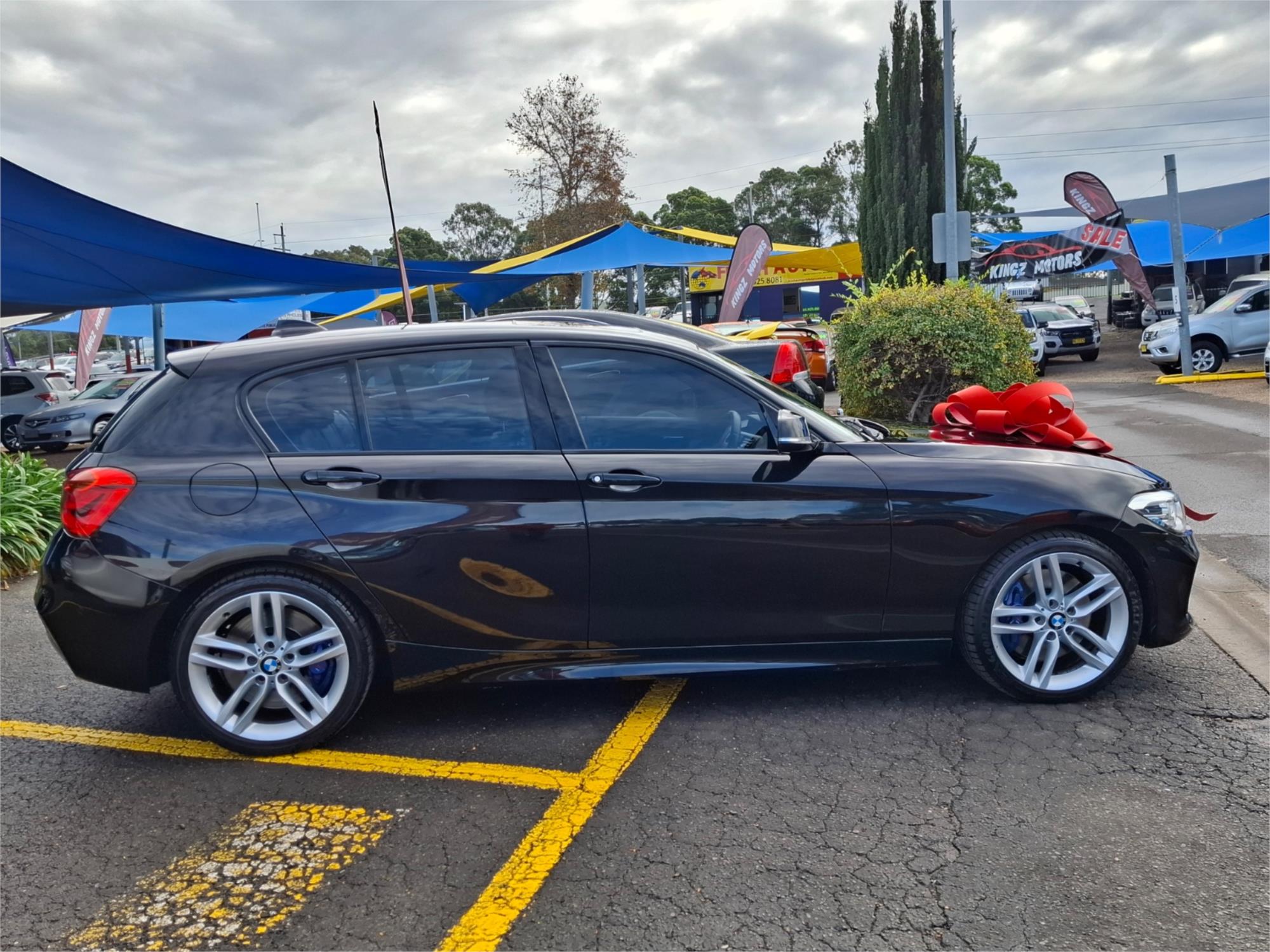 2015 BMW 1 F20 LCI 25i SPORT LINE 8 SP AUTOMATIC 5D HATCHBACK