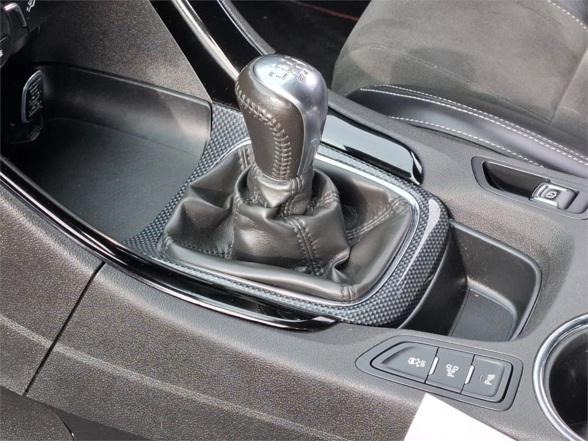 2015 HOLDEN COMMODORE VF II SV6 6 SP MANUAL 4D SEDAN