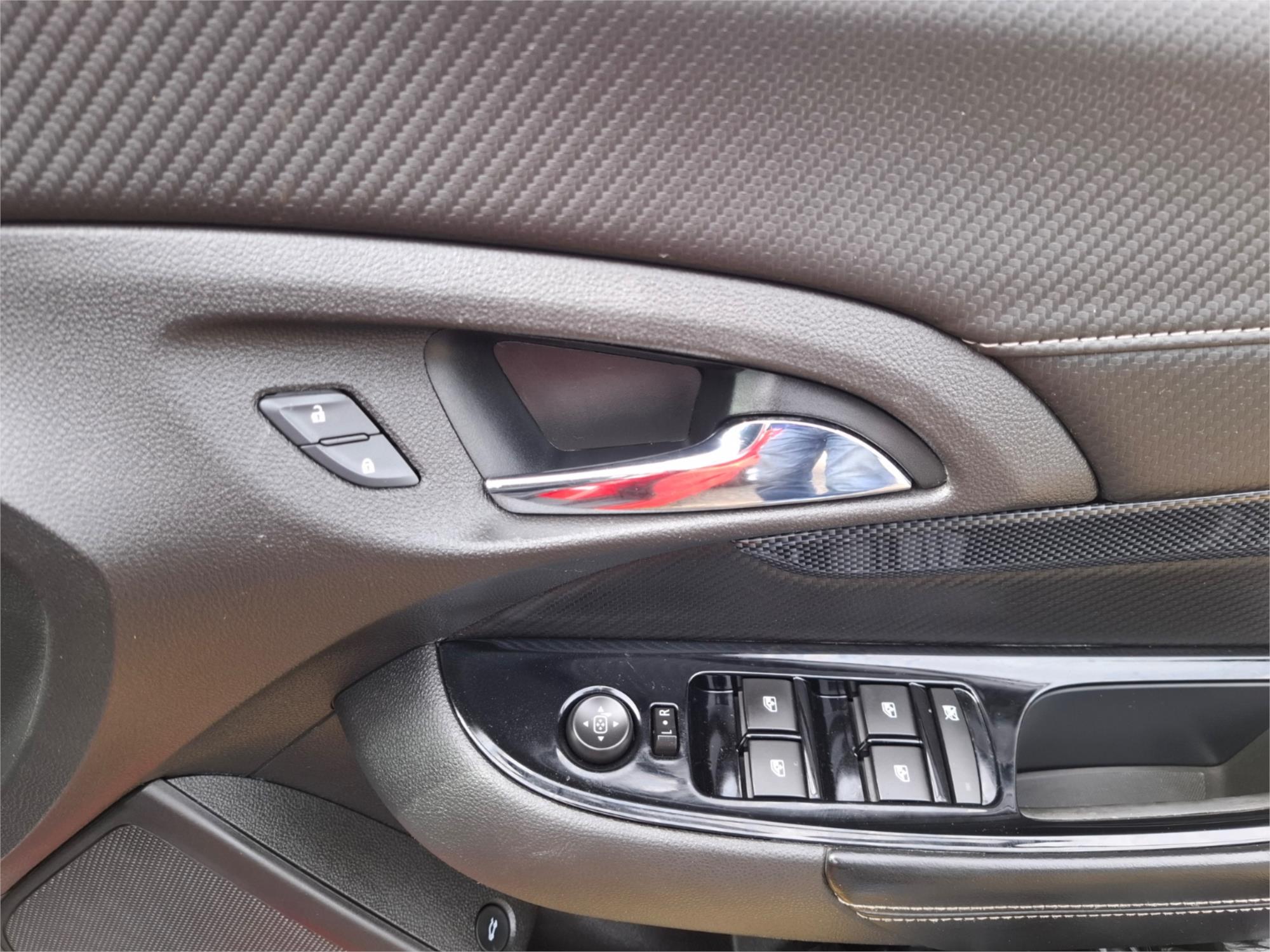 2015 HOLDEN COMMODORE VF II SV6 6 SP MANUAL 4D SEDAN