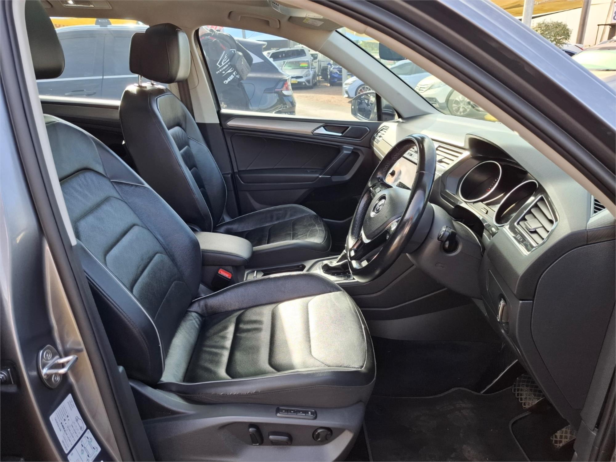2018 VOLKSWAGEN TIGUAN 5NA MY18 132 TSI COMFORTLINE 7 SP AUTO DIRECT SHIFT 4D WAGON