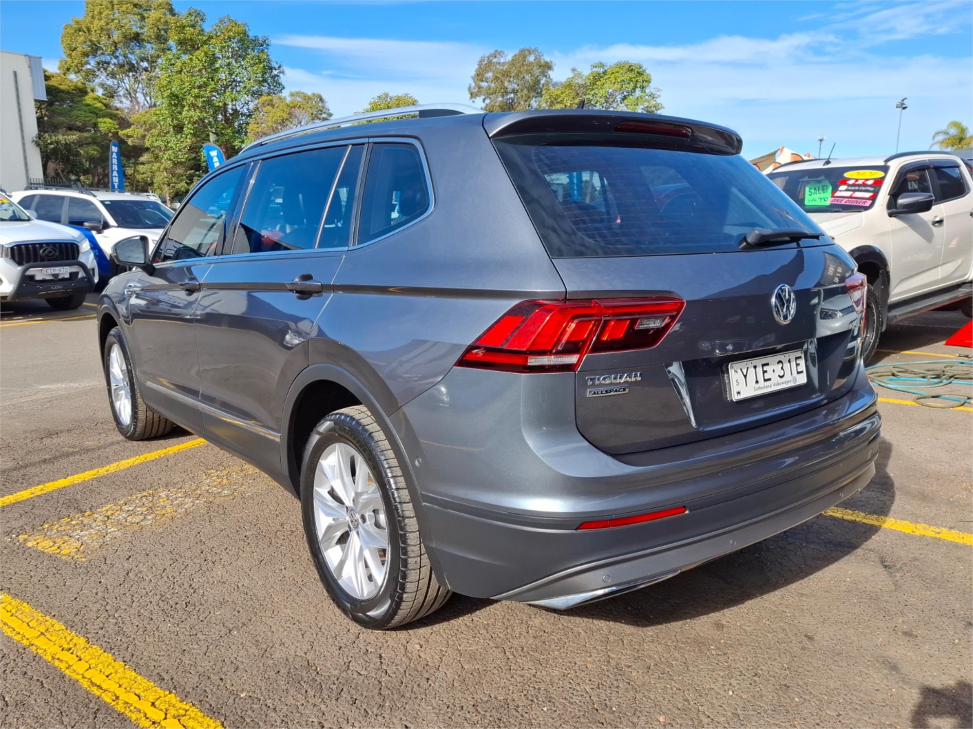 2018 VOLKSWAGEN TIGUAN 5NA MY18 132 TSI COMFORTLINE 7 SP AUTO DIRECT SHIFT 4D WAGON