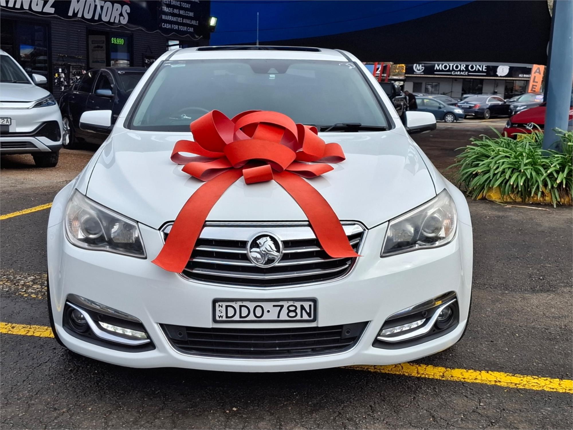 2013 HOLDEN CALAIS VF V 6 SP AUTOMATIC 4D SEDAN