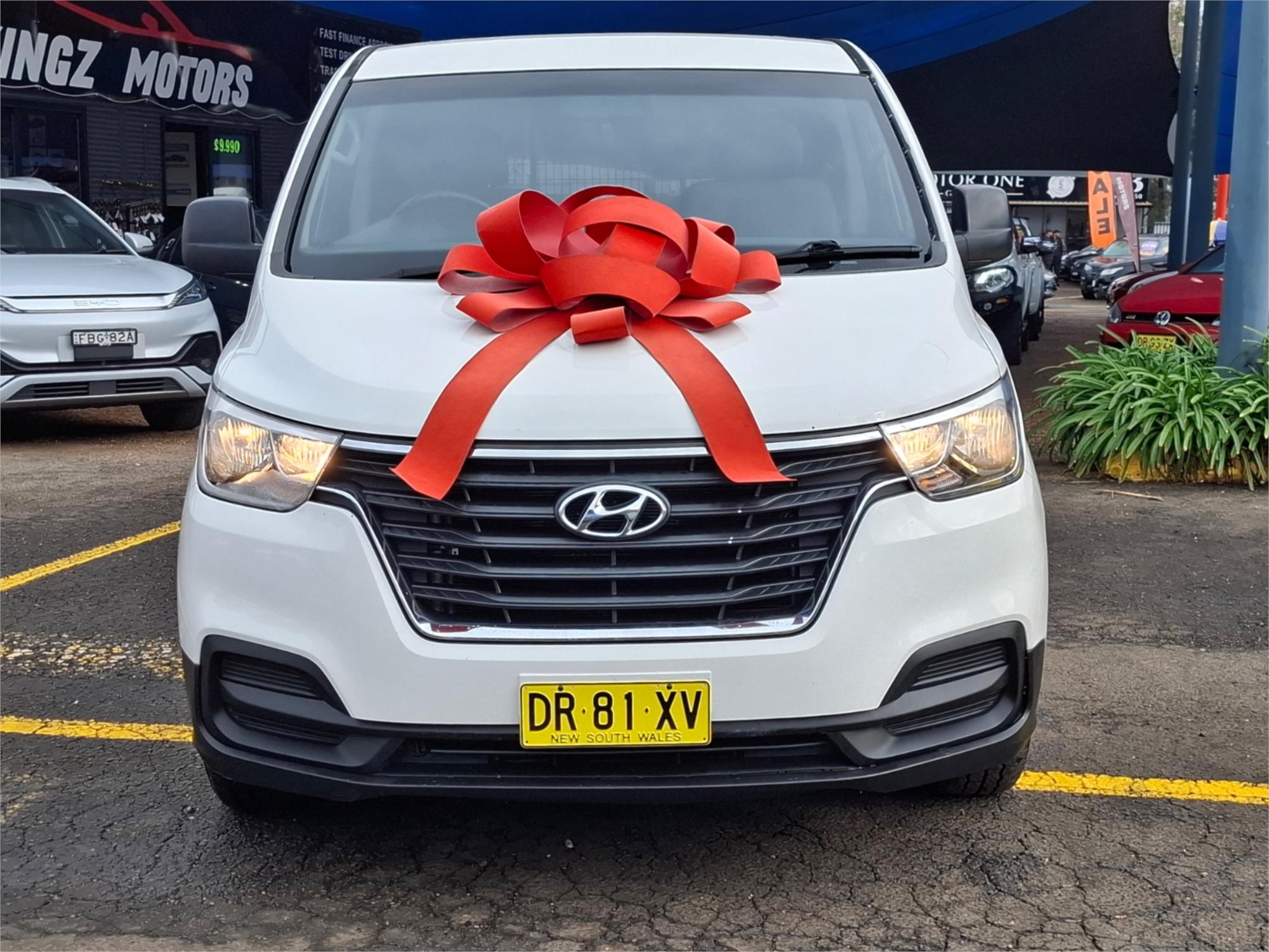 2020 HYUNDAI iLOAD TQ4 MY20 3S LIFTBACK 5 SP AUTOMATIC 4D VAN