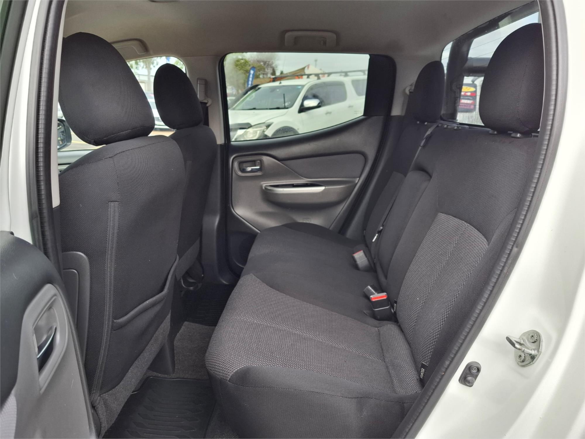 2016 MITSUBISHI TRITON MQ MY17 GLS (4x4) 6 SP MANUAL DUAL CAB UTILITY