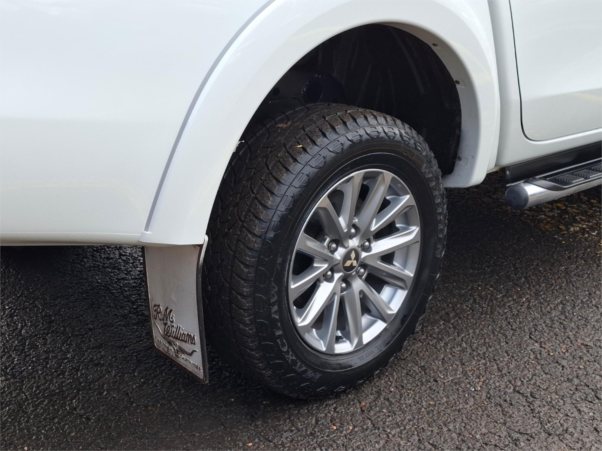 2016 MITSUBISHI TRITON MQ MY17 GLS (4x4) 6 SP MANUAL DUAL CAB UTILITY