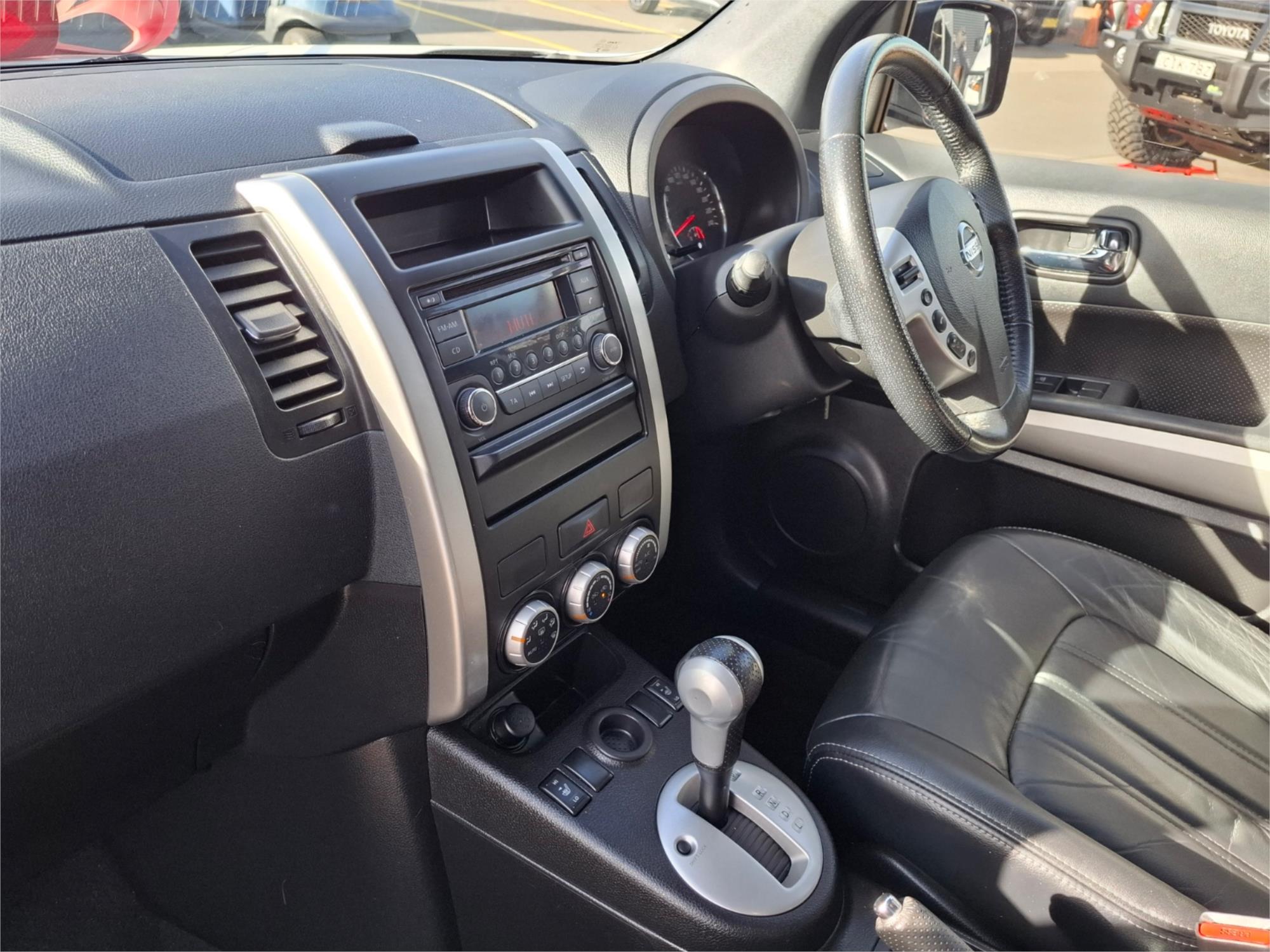 2012 NISSAN X-TRAIL T31 MY11 ST-L (FWD) CONTINUOUS VARIABLE 4D WAGON
