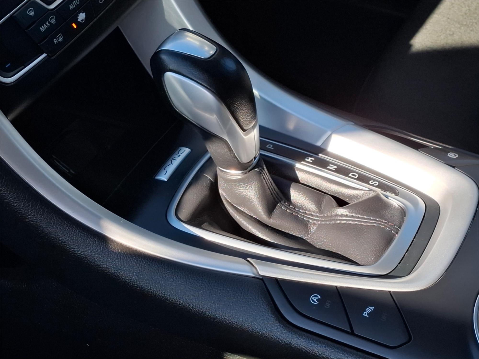 2018 FORD MONDEO MD MY18.25 AMBIENTE 6 SP AUTOMATIC 5D HATCHBACK