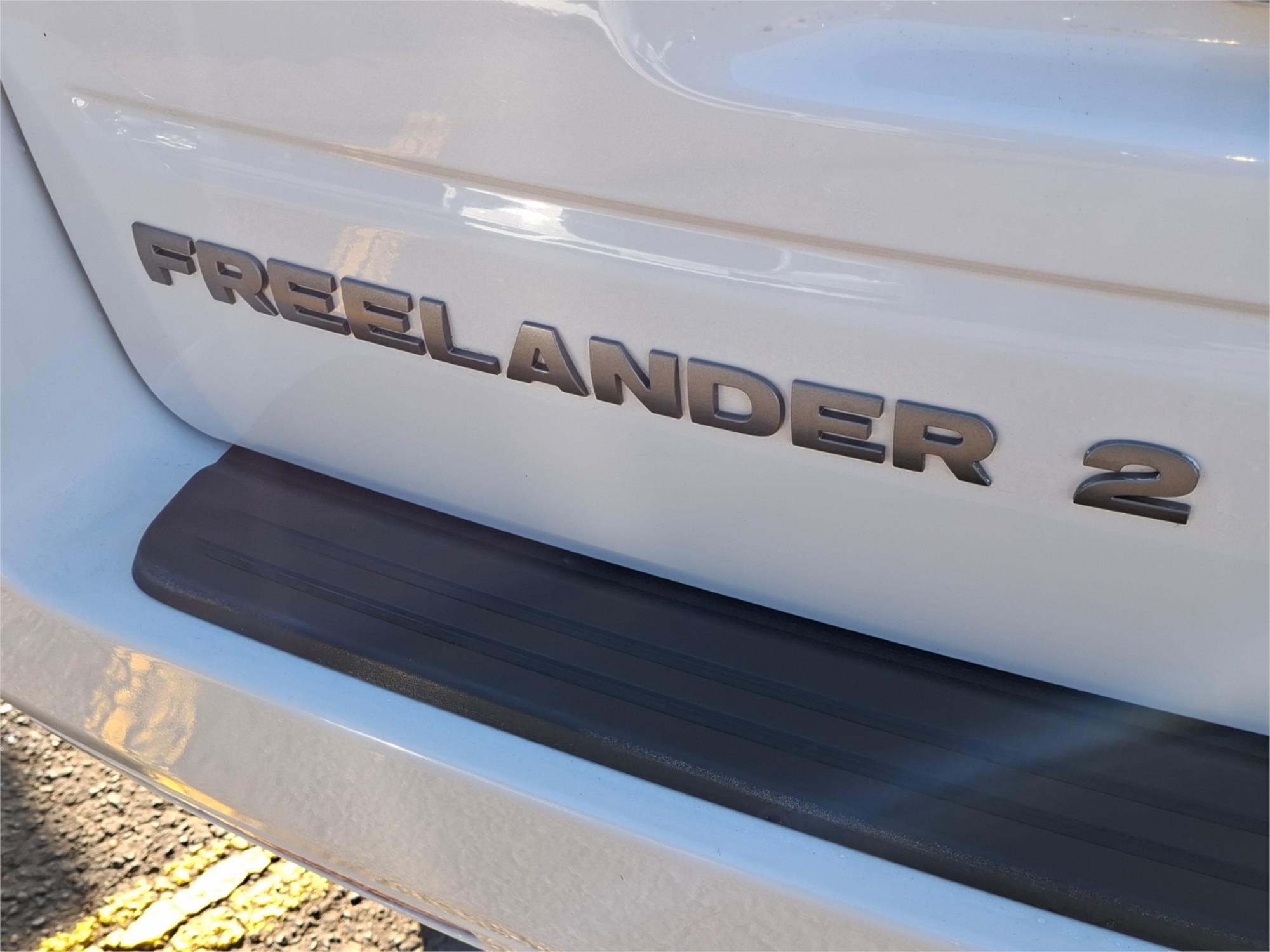 2013 LAND ROVER FREELANDER 2 LF MY13 SD4 SE (4x4) 6 SP AUTOMATIC 4D WAGON