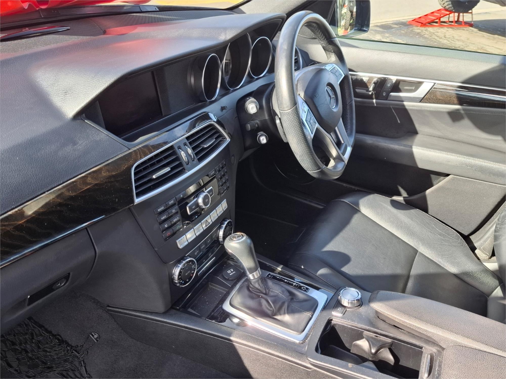 2012 MERCEDES-BENZ C250 W204 MY11 CDI AVANTGARDE BE 7 SP AUTOMATIC G-TRONIC 4D SEDAN