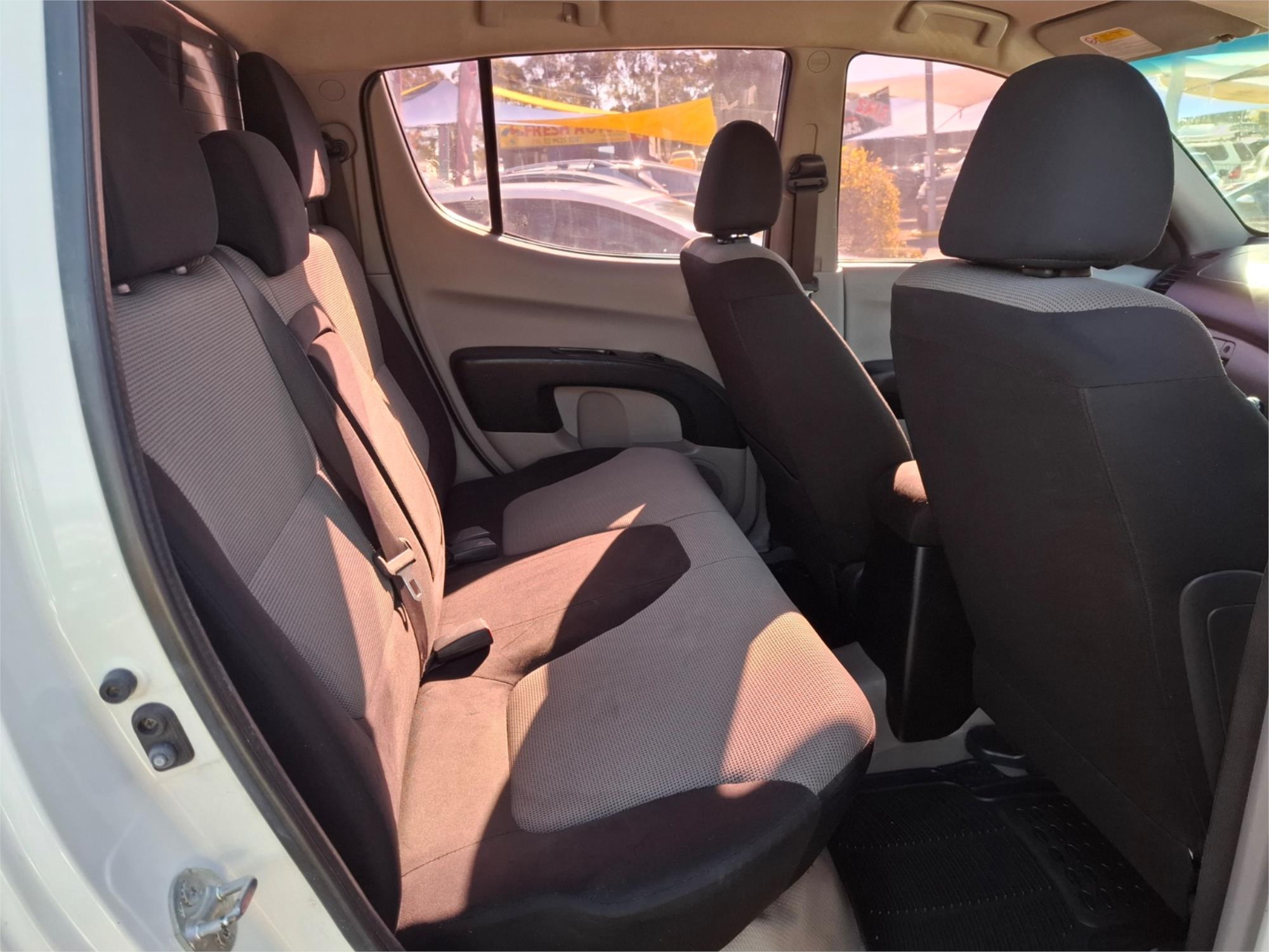2013 MITSUBISHI TRITON MN MY12 GLX (4x4) 5 SP MANUAL 4x4 DOUBLE CAB UTILITY