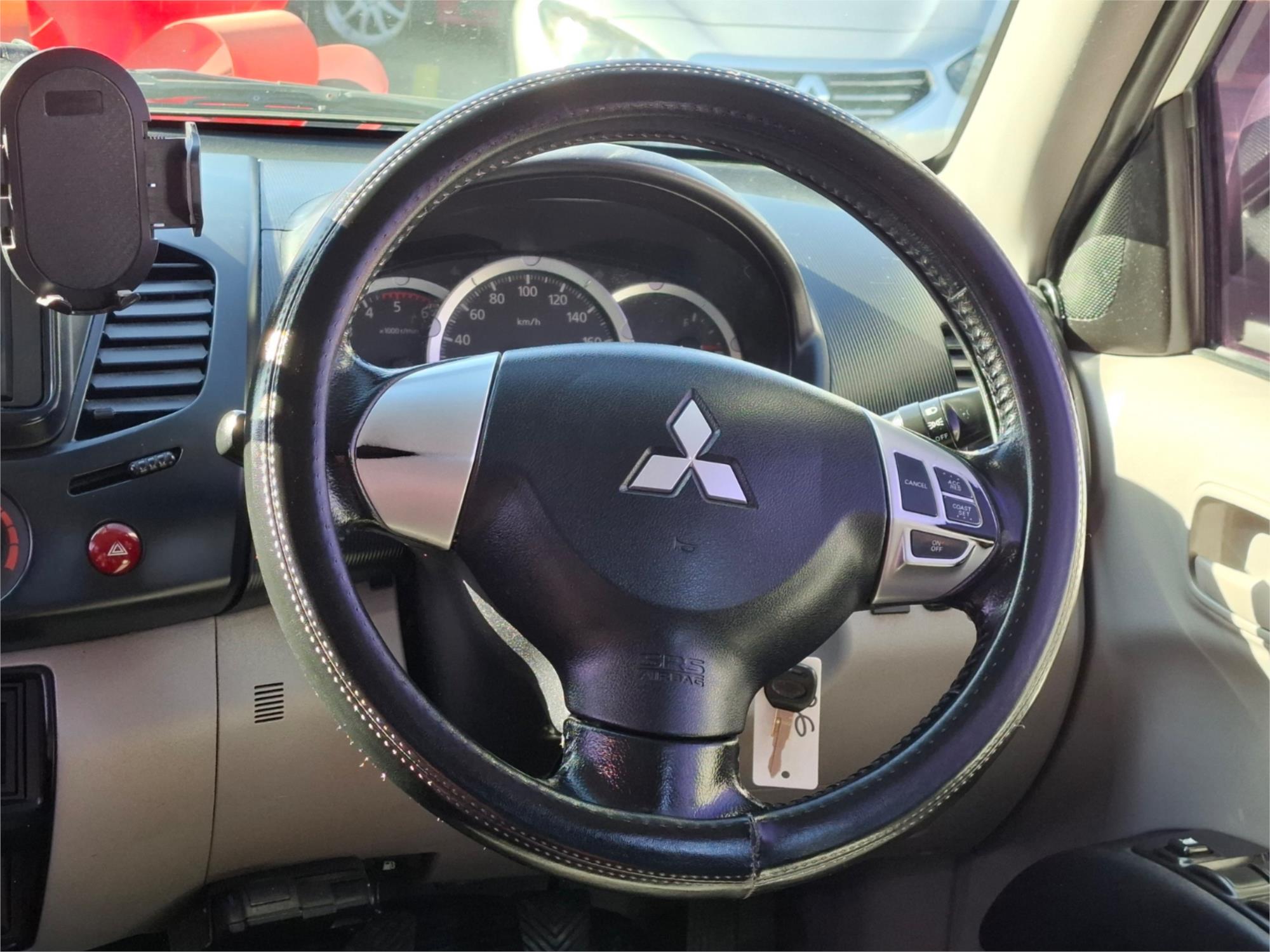 2013 MITSUBISHI TRITON MN MY12 GLX (4x4) 5 SP MANUAL 4x4 DOUBLE CAB UTILITY