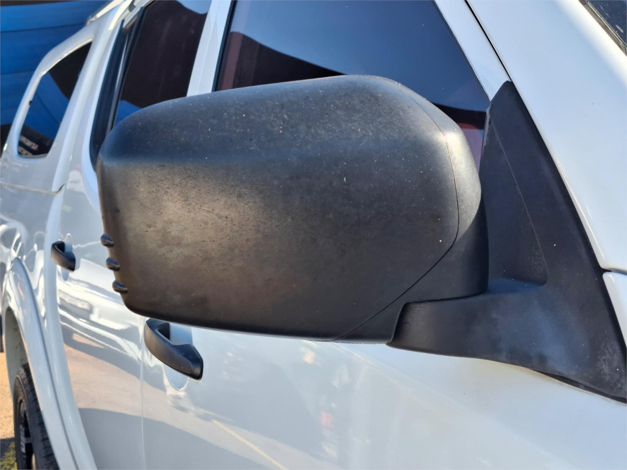2013 MITSUBISHI TRITON MN MY12 GLX (4x4) 5 SP MANUAL 4x4 DOUBLE CAB UTILITY