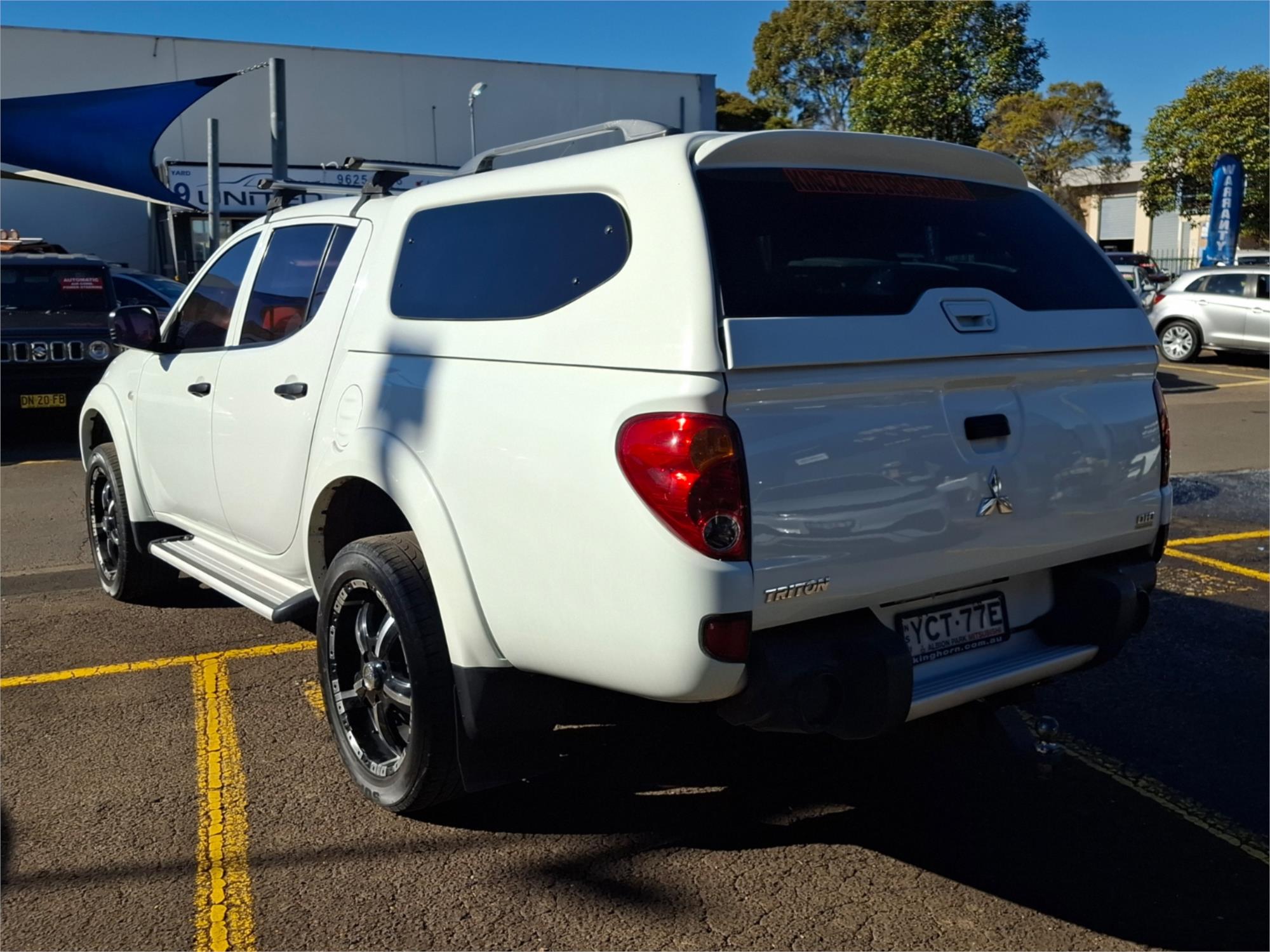 2013 MITSUBISHI TRITON MN MY12 GLX (4x4) 5 SP MANUAL 4x4 DOUBLE CAB UTILITY