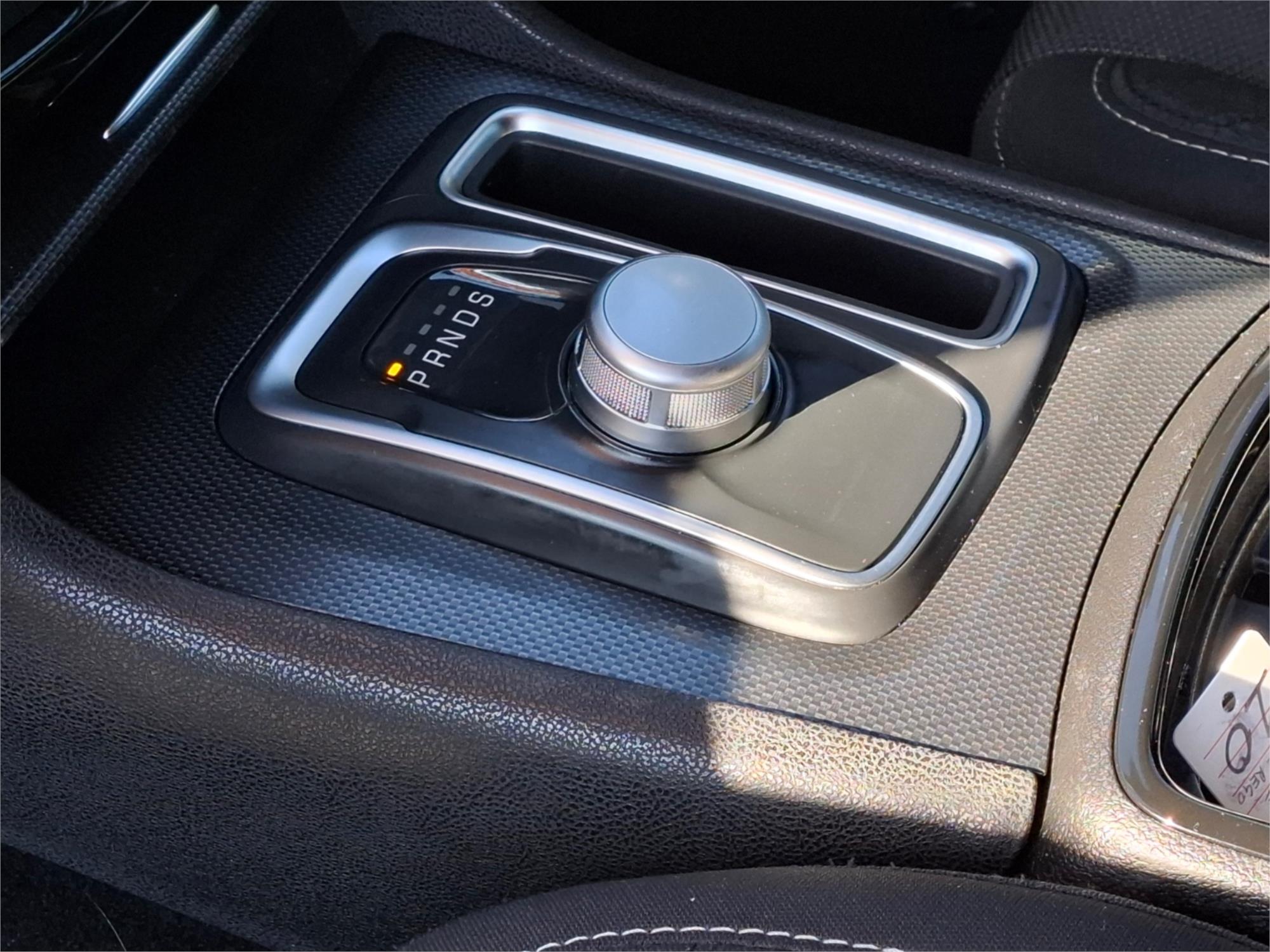 2019 CHRYSLER 300 MY19 SRT CORE 8 SP AUTOMATIC 4D SEDAN
