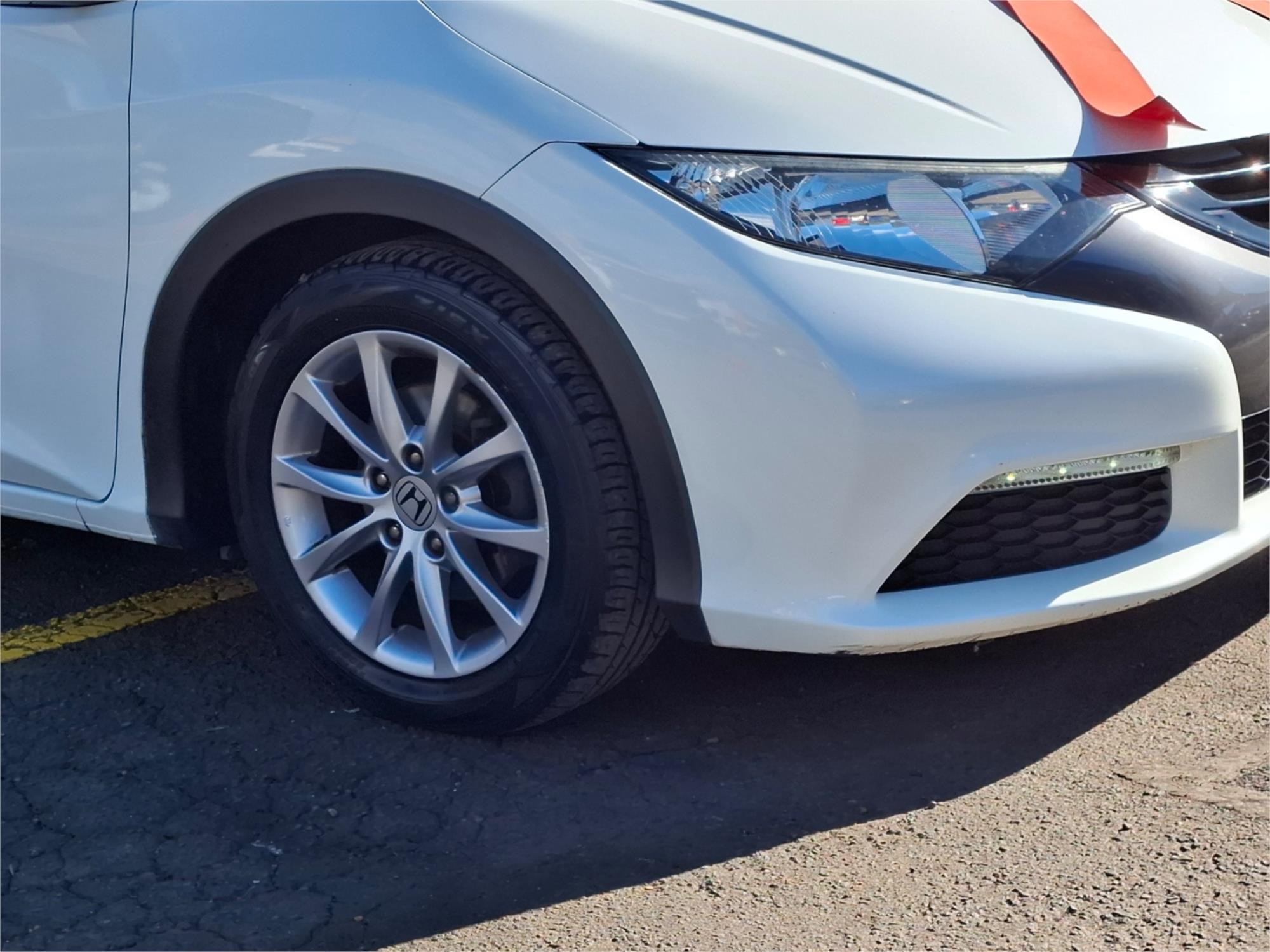 2013 HONDA CIVIC FK MY13 VTi-S 6 SP MANUAL 5D HATCHBACK