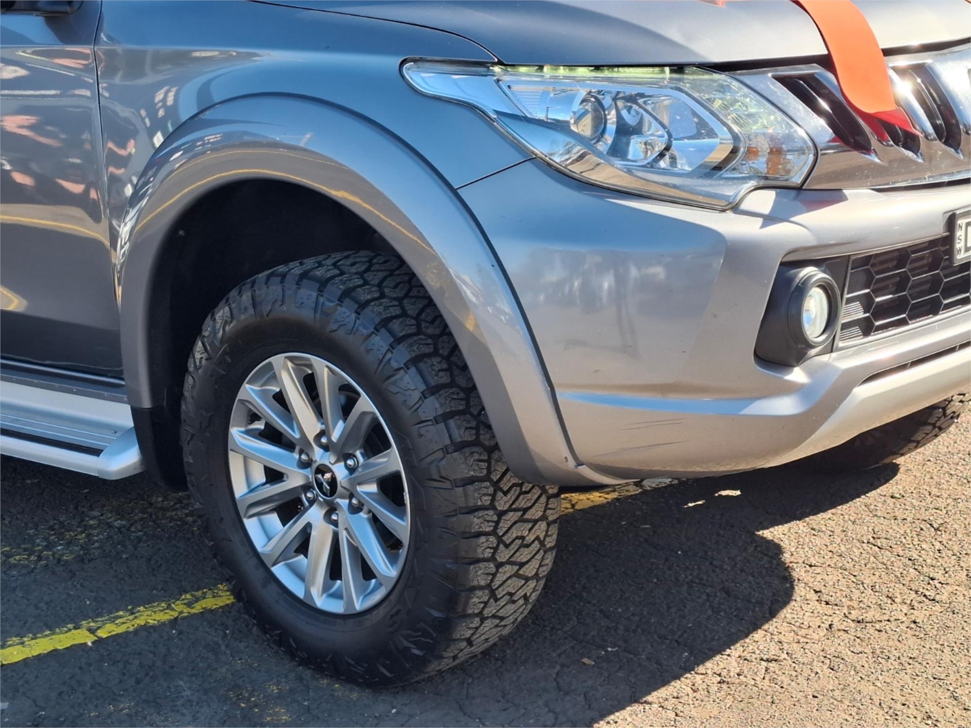 2017 MITSUBISHI TRITON MQ MY17 GLX (4x4) 6 SP MANUAL DUAL C/CHAS