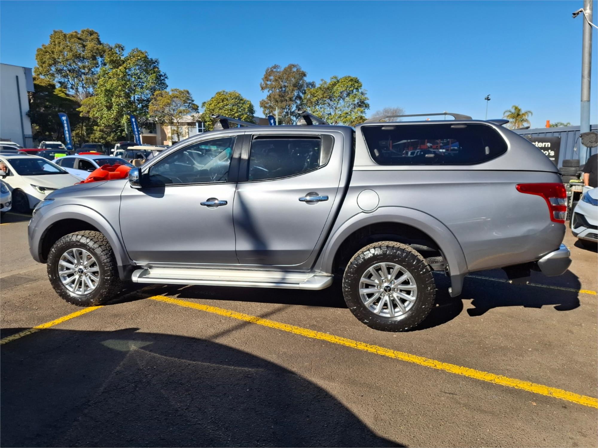 2017 MITSUBISHI TRITON MQ MY17 GLX (4x4) 6 SP MANUAL DUAL C/CHAS