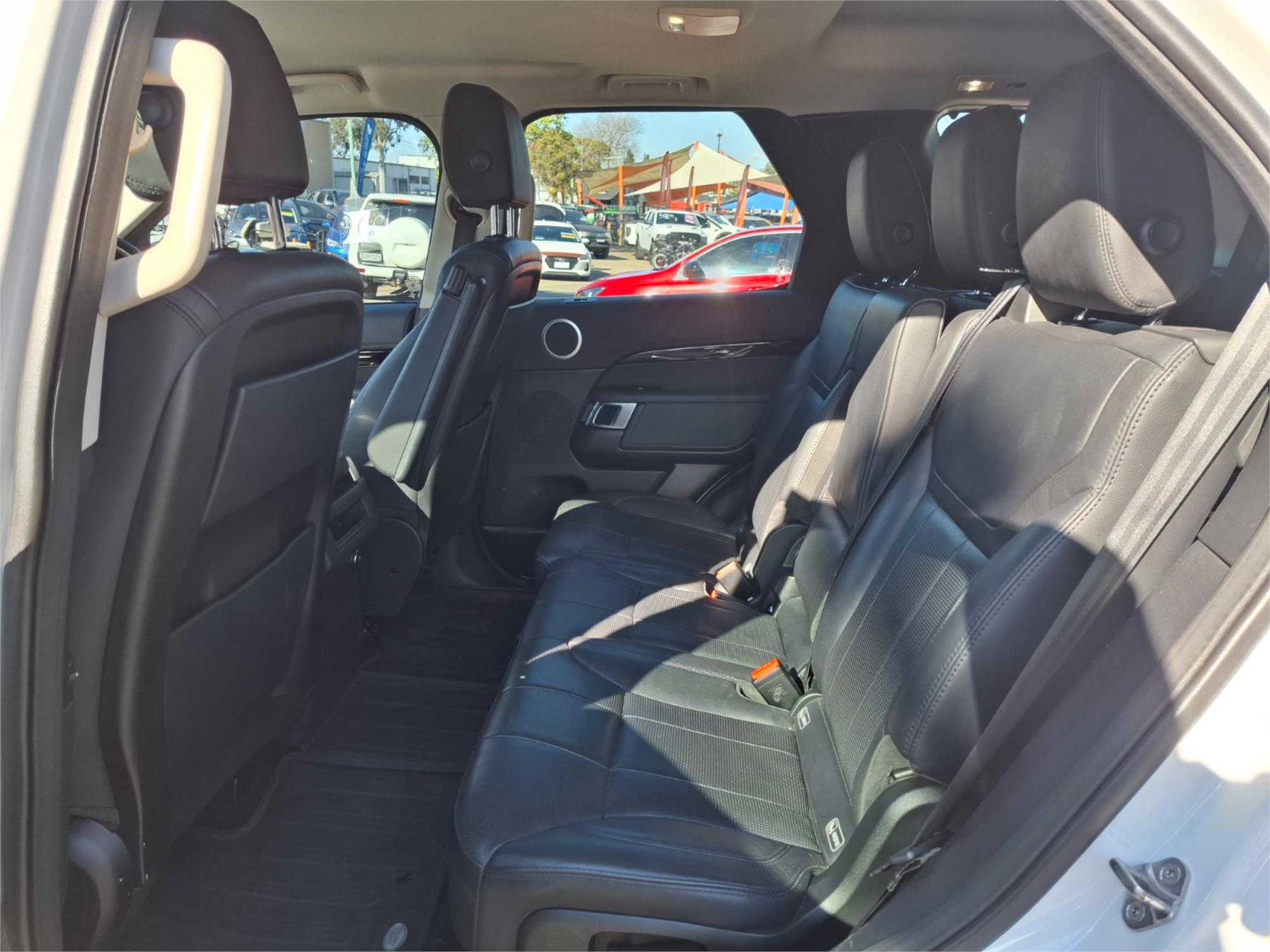 2018 LAND ROVER DISCOVERY L462 MY19 SD4 SE (177kW) 8 SP AUTOMATIC 4D WAGON