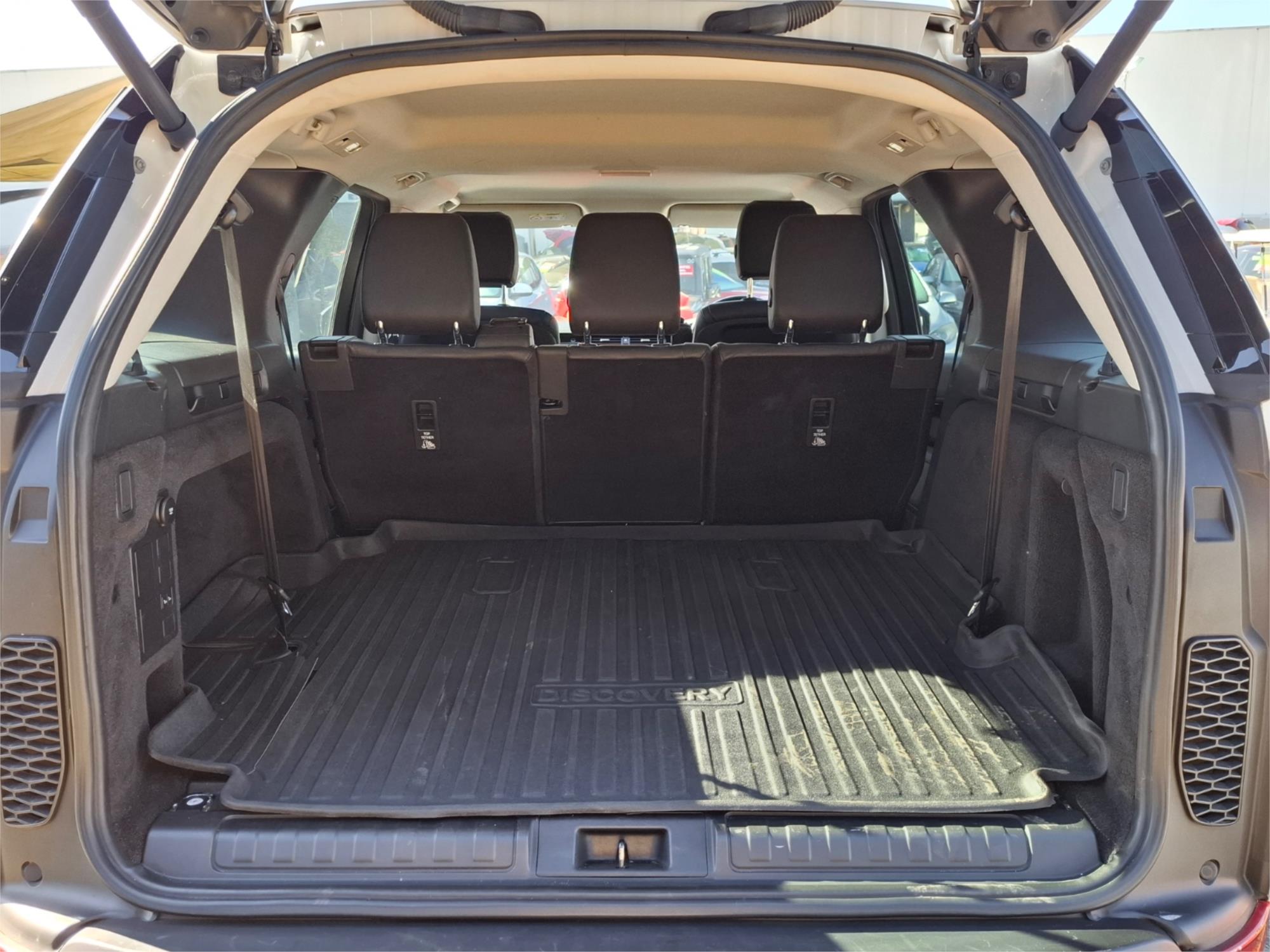 2018 LAND ROVER DISCOVERY L462 MY19 SD4 SE (177kW) 8 SP AUTOMATIC 4D WAGON