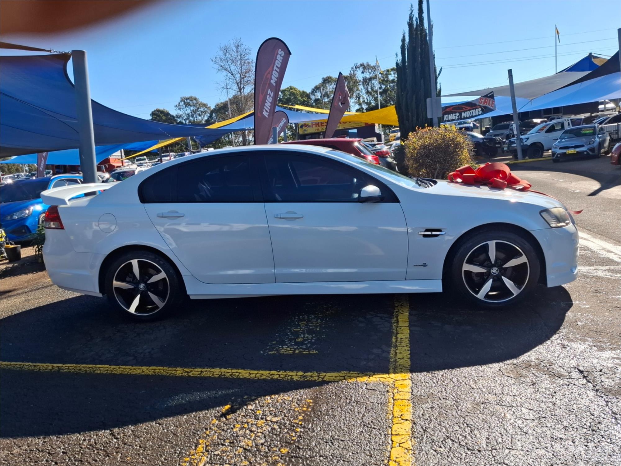 2011 HOLDEN COMMODORE VE II MY12 SV6 6 SP AUTOMATIC 4D SEDAN