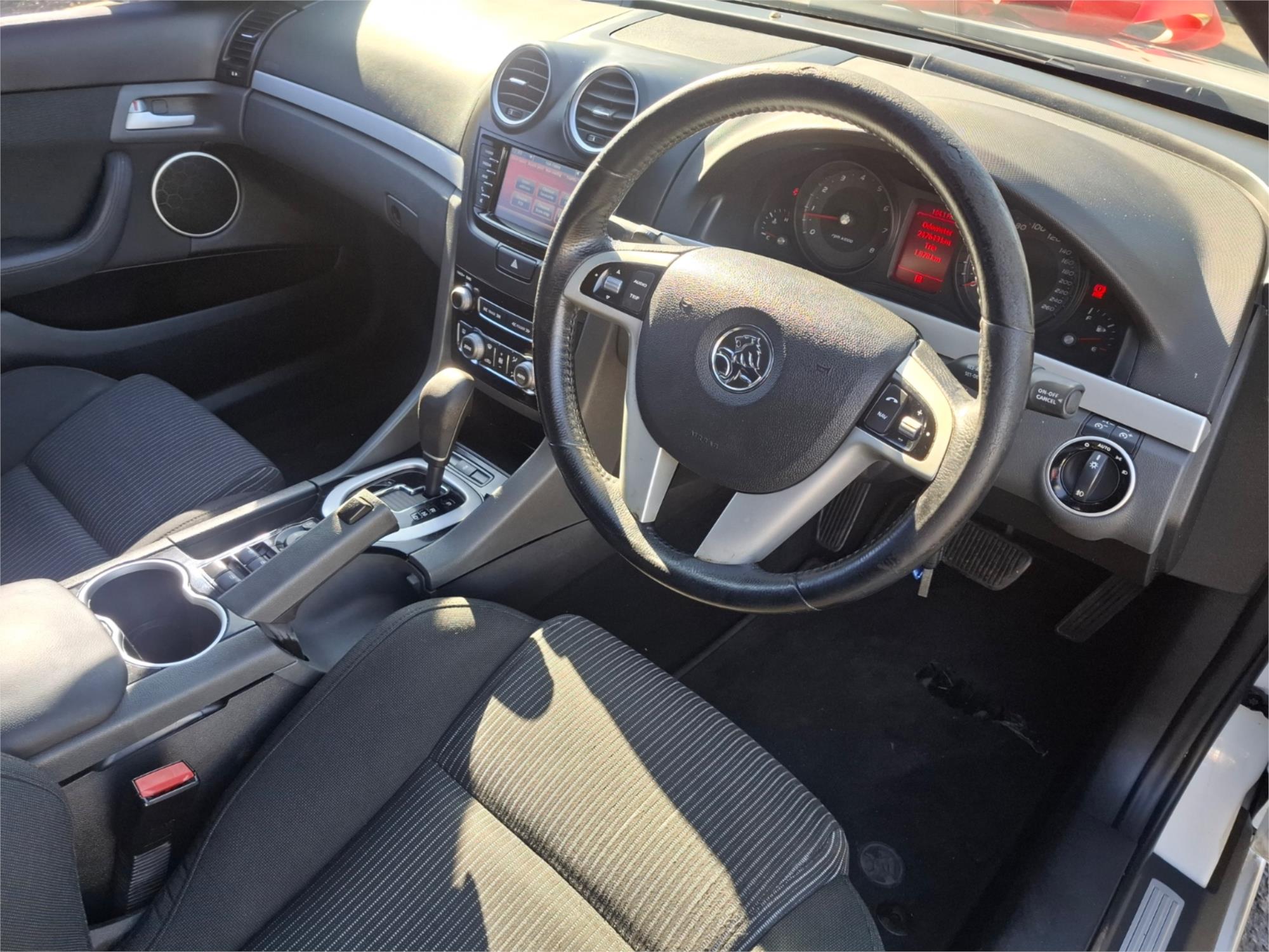 2011 HOLDEN COMMODORE VE II MY12 SV6 6 SP AUTOMATIC 4D SEDAN