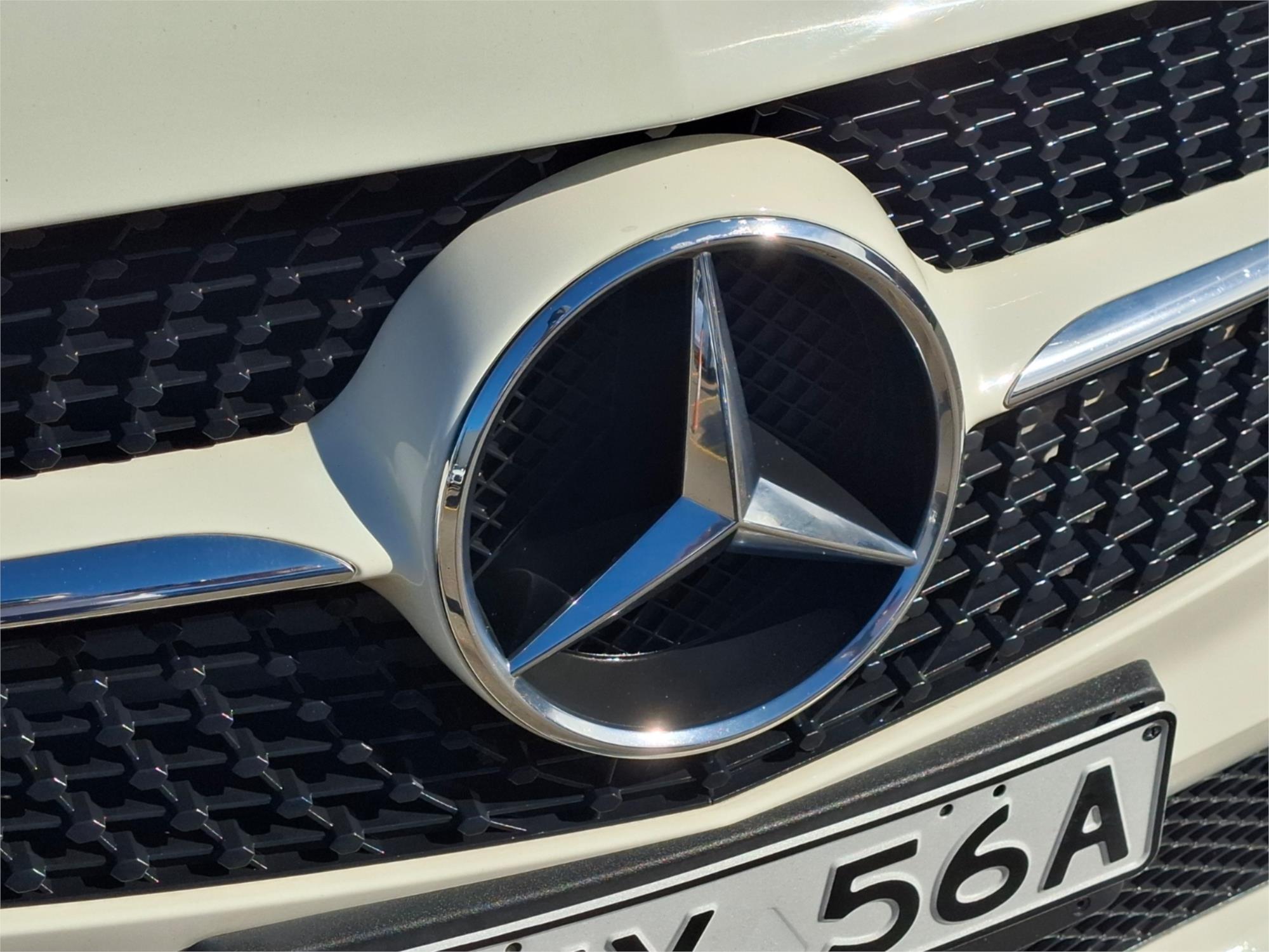 2017 MERCEDES-BENZ A180 176 MY17 7 SP AUTOMATIC 5D HATCHBACK