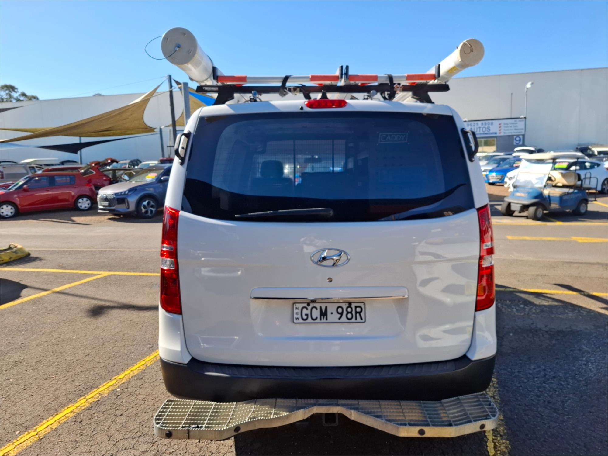 2018 HYUNDAI iLOAD TQ4 MY19 3S LIFTBACK 5 SP AUTOMATIC 4D VAN