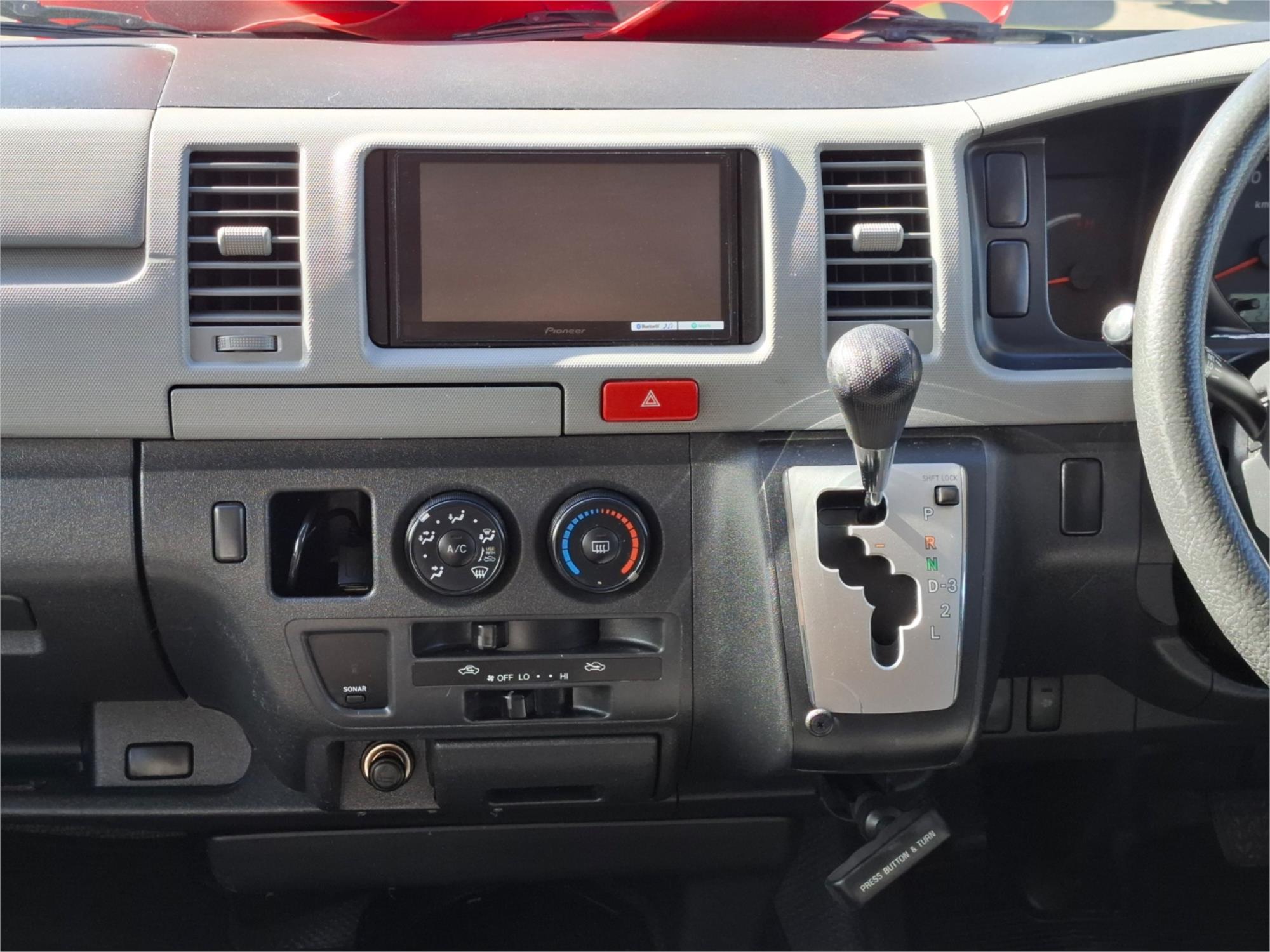 2012 TOYOTA HIACE KDH201R MY11 UPGRADE LWB 4 SP AUTOMATIC 4D VAN
