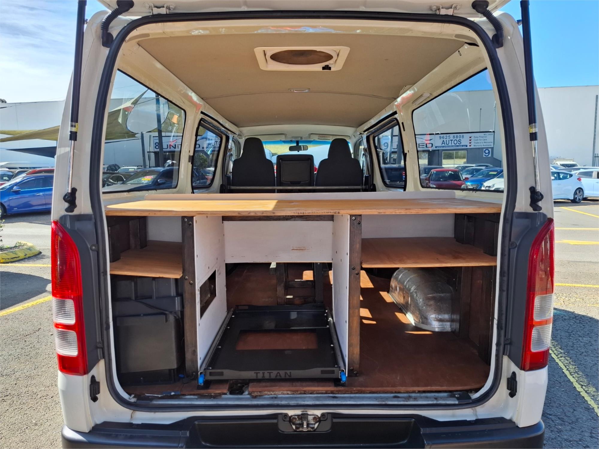 2012 TOYOTA HIACE KDH201R MY11 UPGRADE LWB 4 SP AUTOMATIC 4D VAN