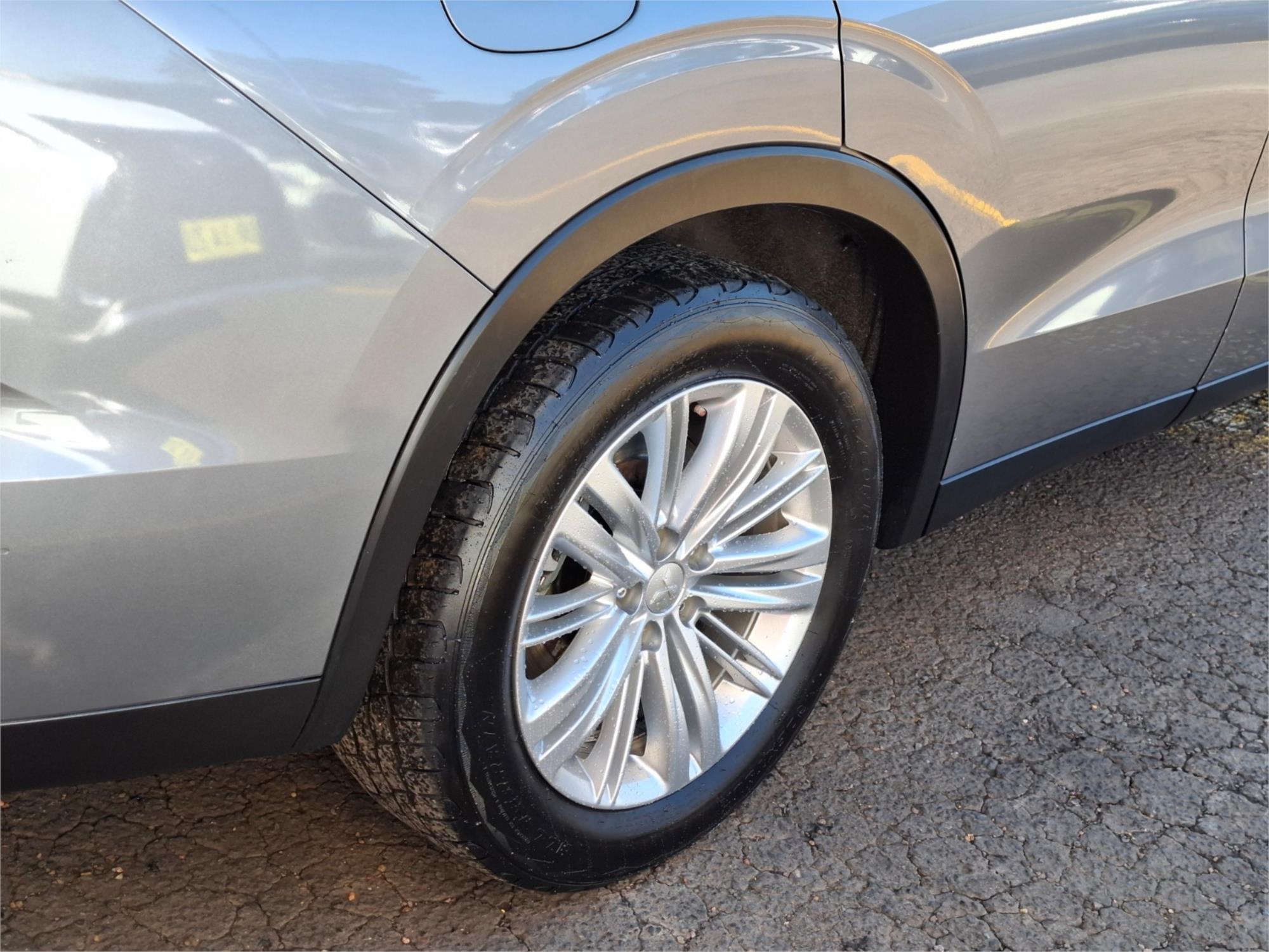 2023 MITSUBISHI OUTLANDER ZM MY23 ES 7 SEAT (2WD) CVT AUTO 8 SPEED 4D WAGON