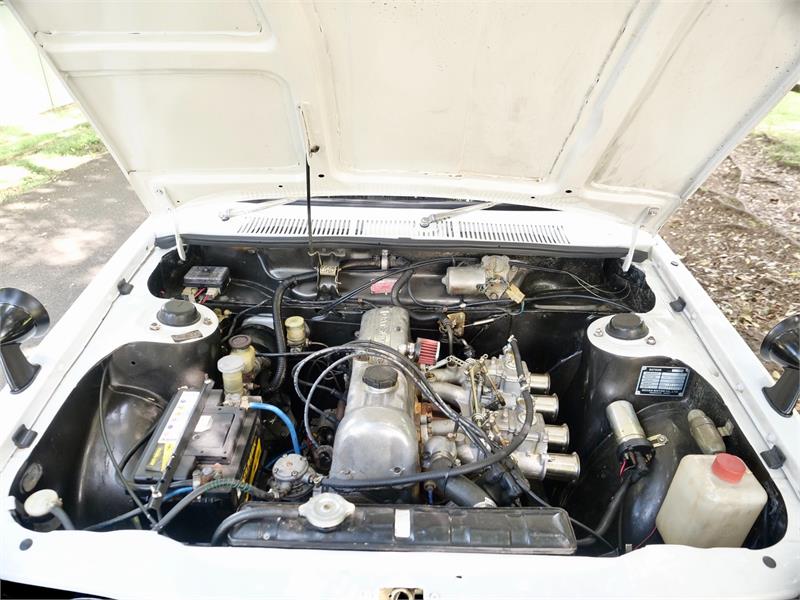 1971 DATSUN BLUEBIRD SSS MANUAL COUPE