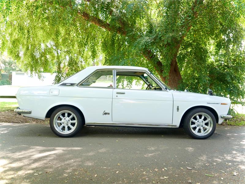 1971 DATSUN BLUEBIRD SSS MANUAL COUPE