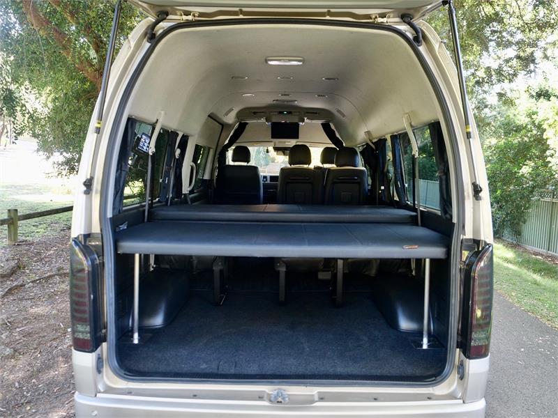 2020 TOYOTA HIACE TRH229R MY20 UPGRADE AUTOMATIC VAN