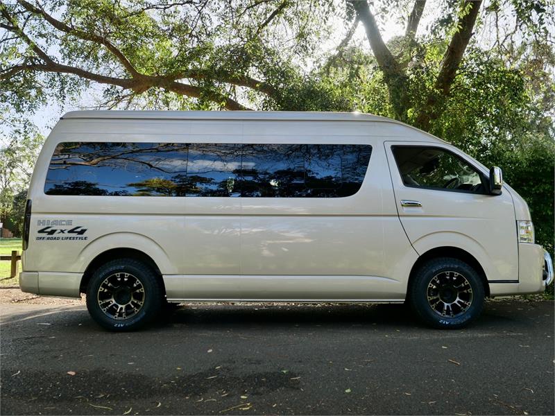 2020 TOYOTA HIACE TRH229R MY20 UPGRADE AUTOMATIC VAN