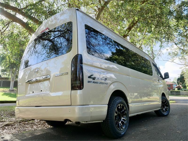 2020 TOYOTA HIACE TRH229R MY20 UPGRADE AUTOMATIC VAN