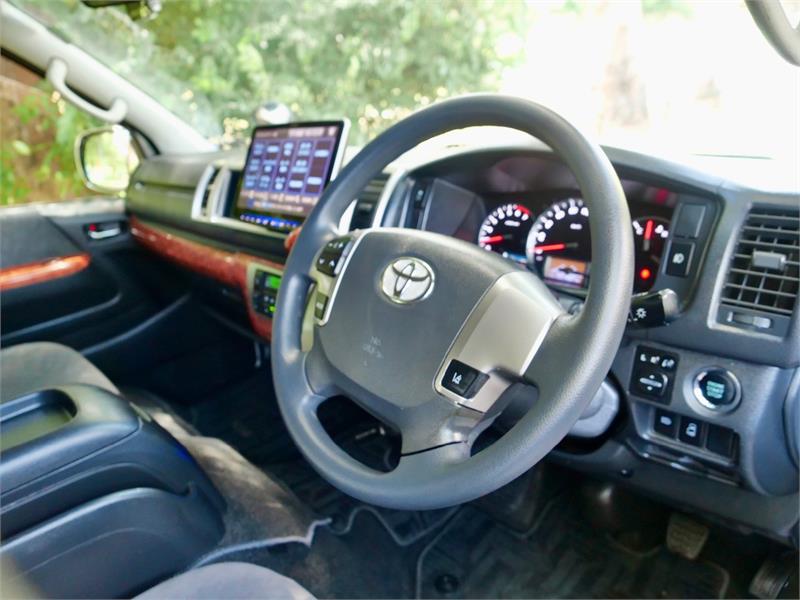 2018 TOYOTA HIACE TRH229 GRAND CABIN WAGON
