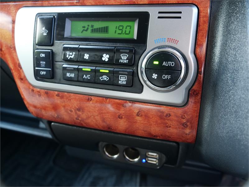 2018 TOYOTA HIACE TRH229 GRAND CABIN WAGON