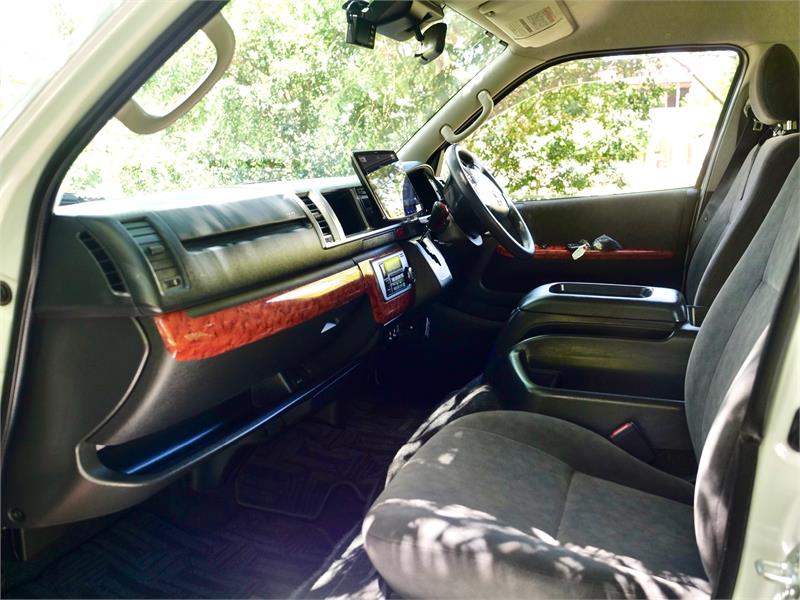 2018 TOYOTA HIACE TRH229 GRAND CABIN WAGON